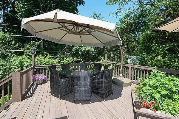 32 Randy Lane, Oyster Bay, NY, 3 Bedrooms Bedrooms, 7 Rooms Rooms,2 BathroomsBathrooms,Residential Lease,For Rent,Randy,0,1002936 32 Randy Lane, Oyster Bay, NY, 3 Bedrooms Bedrooms, 7 Rooms Rooms,2 BathroomsBathrooms,Residential Lease,For Rent,Randy,0,1002936