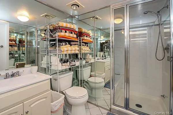 32 Randy Lane, Oyster Bay, NY, 3 Bedrooms Bedrooms, 7 Rooms Rooms,2 BathroomsBathrooms,Residential Lease,For Rent,Randy,0,1002936 32 Randy Lane, Oyster Bay, NY, 3 Bedrooms Bedrooms, 7 Rooms Rooms,2 BathroomsBathrooms,Residential Lease,For Rent,Randy,0,1002936