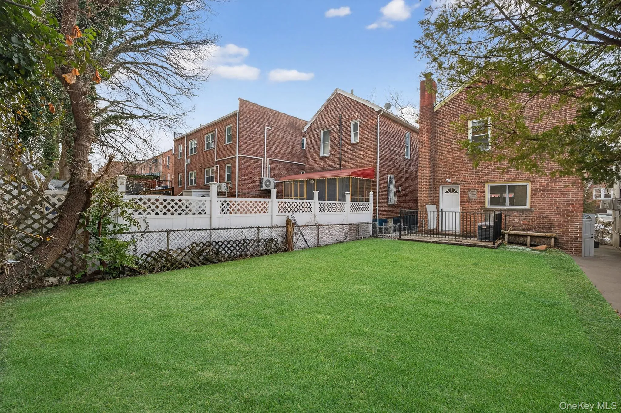 4058 Murdock Avenue, New York, NY, 3 Bedrooms Bedrooms, 12 Rooms Rooms,2 BathroomsBathrooms,Residential,For Rent,Murdock,0,1002937 4058 Murdock Avenue, New York, NY, 3 Bedrooms Bedrooms, 12 Rooms Rooms,2 BathroomsBathrooms,Residential,For Rent,Murdock,0,1002937