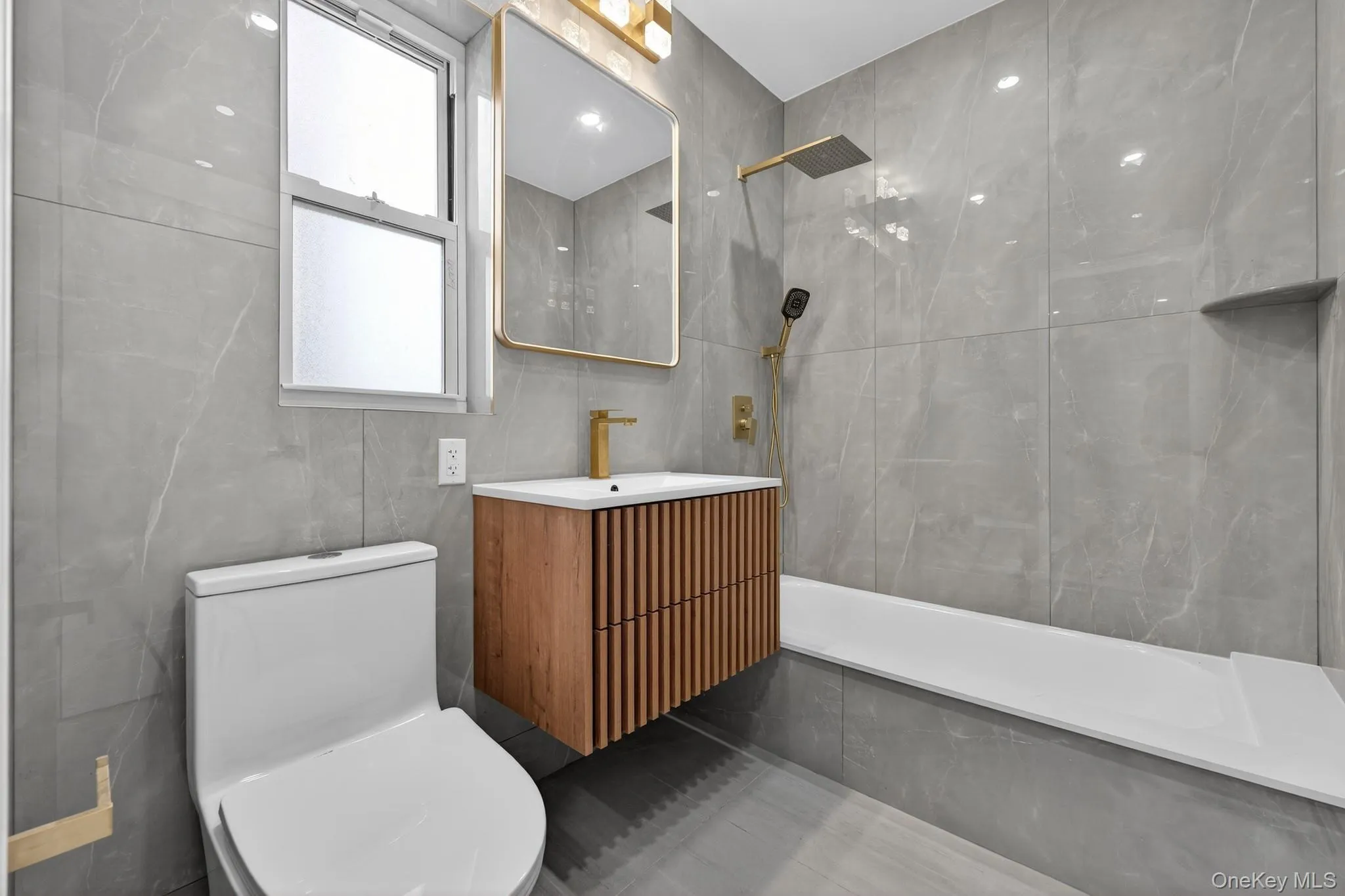 4058 Murdock Avenue, New York, NY, 3 Bedrooms Bedrooms, 12 Rooms Rooms,2 BathroomsBathrooms,Residential,For Rent,Murdock,0,1002937 4058 Murdock Avenue, New York, NY, 3 Bedrooms Bedrooms, 12 Rooms Rooms,2 BathroomsBathrooms,Residential,For Rent,Murdock,0,1002937