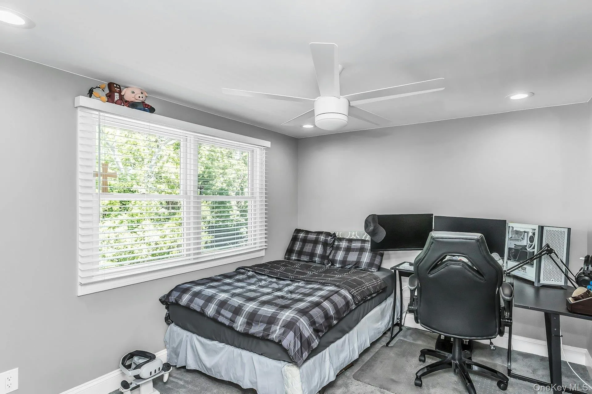2 Vermont Street, Babylon, NY, 4 Bedrooms Bedrooms, 9 Rooms Rooms,2 BathroomsBathrooms,Residential,For Rent,Vermont,0,1002943 2 Vermont Street, Babylon, NY, 4 Bedrooms Bedrooms, 9 Rooms Rooms,2 BathroomsBathrooms,Residential,For Rent,Vermont,0,1002943