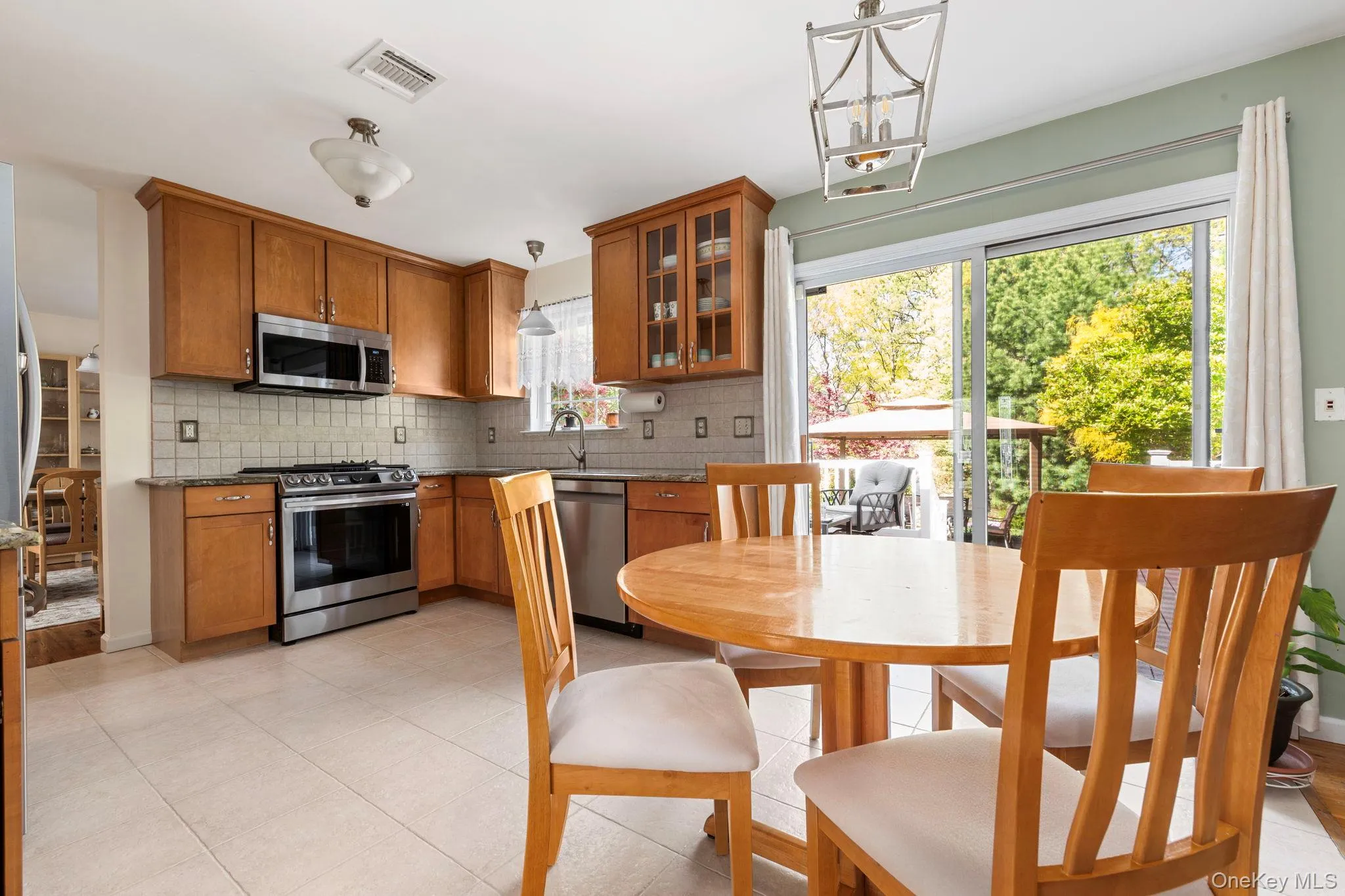 47 Jordan Drive, Brookhaven, NY, 4 Bedrooms Bedrooms, 10 Rooms Rooms,2 BathroomsBathrooms,Residential,For Rent,Jordan,0,1002944 47 Jordan Drive, Brookhaven, NY, 4 Bedrooms Bedrooms, 10 Rooms Rooms,2 BathroomsBathrooms,Residential,For Rent,Jordan,0,1002944