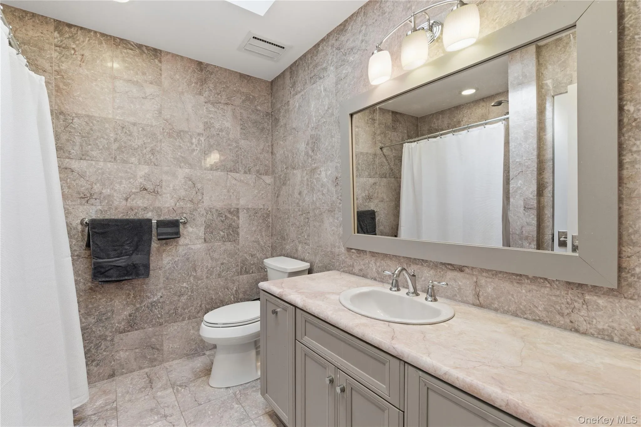 169 Bay Road, Huntington, NY, 3 Bedrooms Bedrooms, 6 Rooms Rooms,2 BathroomsBathrooms,Residential,For Rent,Bay,0,1002949 169 Bay Road, Huntington, NY, 3 Bedrooms Bedrooms, 6 Rooms Rooms,2 BathroomsBathrooms,Residential,For Rent,Bay,0,1002949