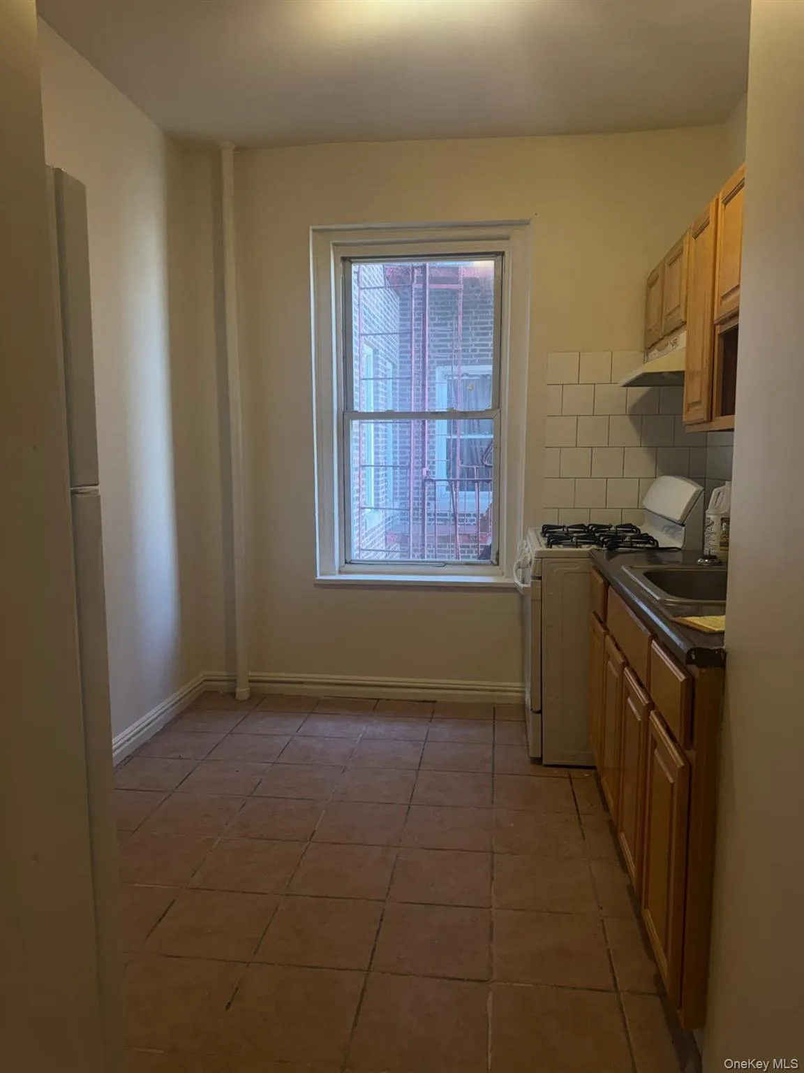40 Caryl Avenue, Yonkers, NY, 1 Bedroom Bedrooms, 4 Rooms Rooms,1 BathroomBathrooms,Residential Lease,For Rent,Caryl,0,1002956 40 Caryl Avenue, Yonkers, NY, 1 Bedroom Bedrooms, 4 Rooms Rooms,1 BathroomBathrooms,Residential Lease,For Rent,Caryl,0,1002956