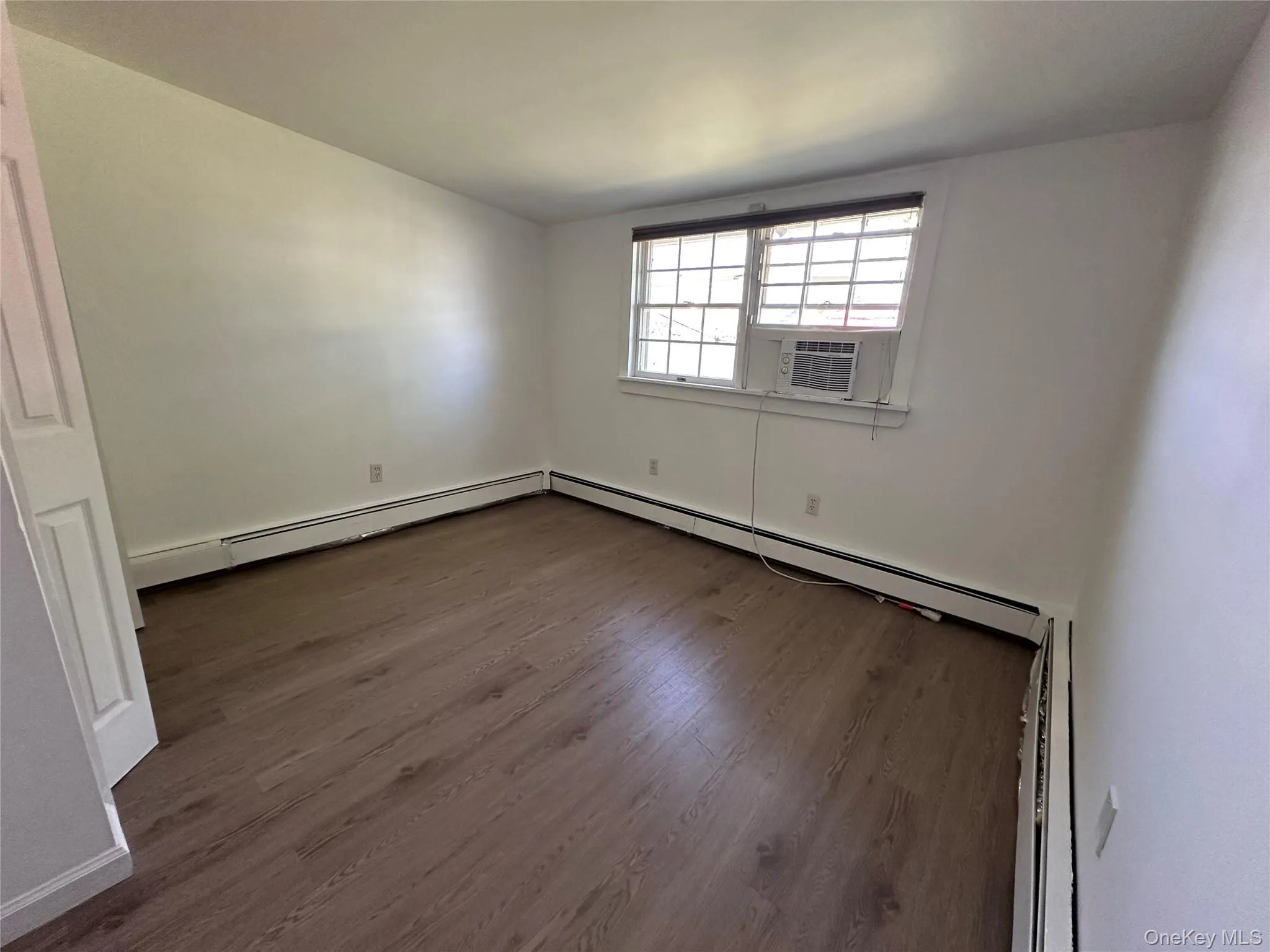 11 Acre Lane, Oyster Bay, NY, 4 Bedrooms Bedrooms, 5 Rooms Rooms,2 BathroomsBathrooms,Residential,For Rent,Acre,0,1002958 11 Acre Lane, Oyster Bay, NY, 4 Bedrooms Bedrooms, 5 Rooms Rooms,2 BathroomsBathrooms,Residential,For Rent,Acre,0,1002958