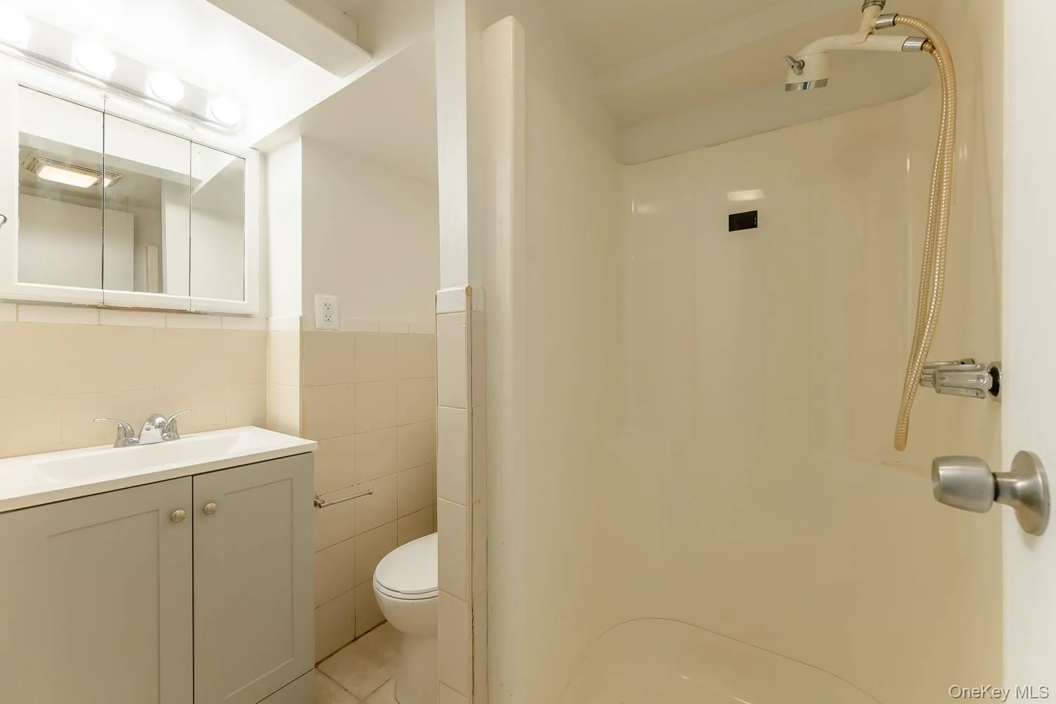 1414 114th Street, New York, NY, 4 Bedrooms Bedrooms, 8 Rooms Rooms,2 BathroomsBathrooms,Residential,For Rent,114th,0,KEY1002960 1414 114th Street, New York, NY, 4 Bedrooms Bedrooms, 8 Rooms Rooms,2 BathroomsBathrooms,Residential,For Rent,114th,0,KEY1002960