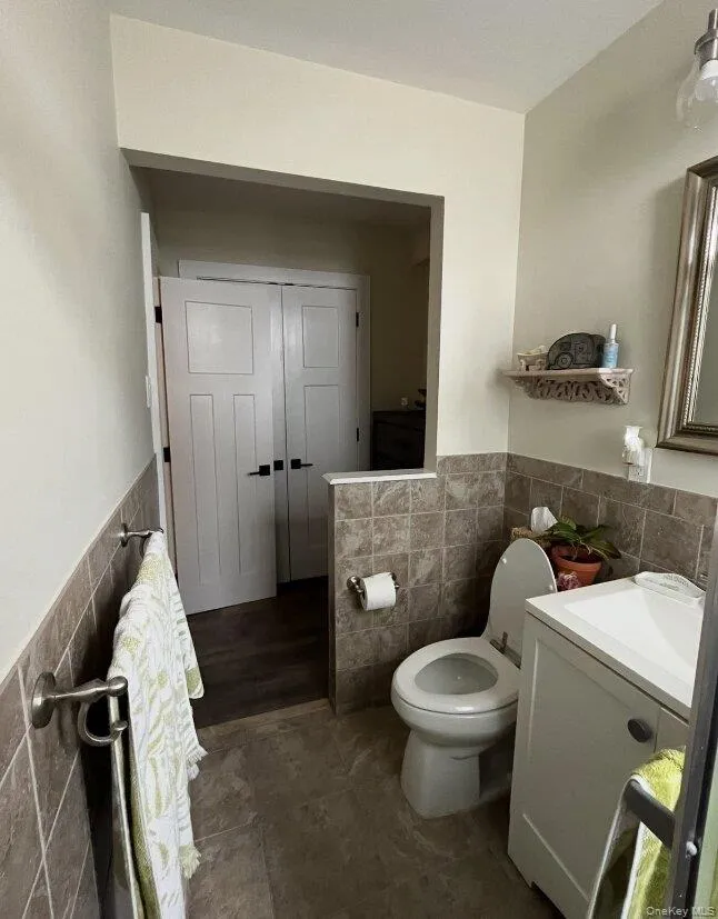 Bathroom Bathroom