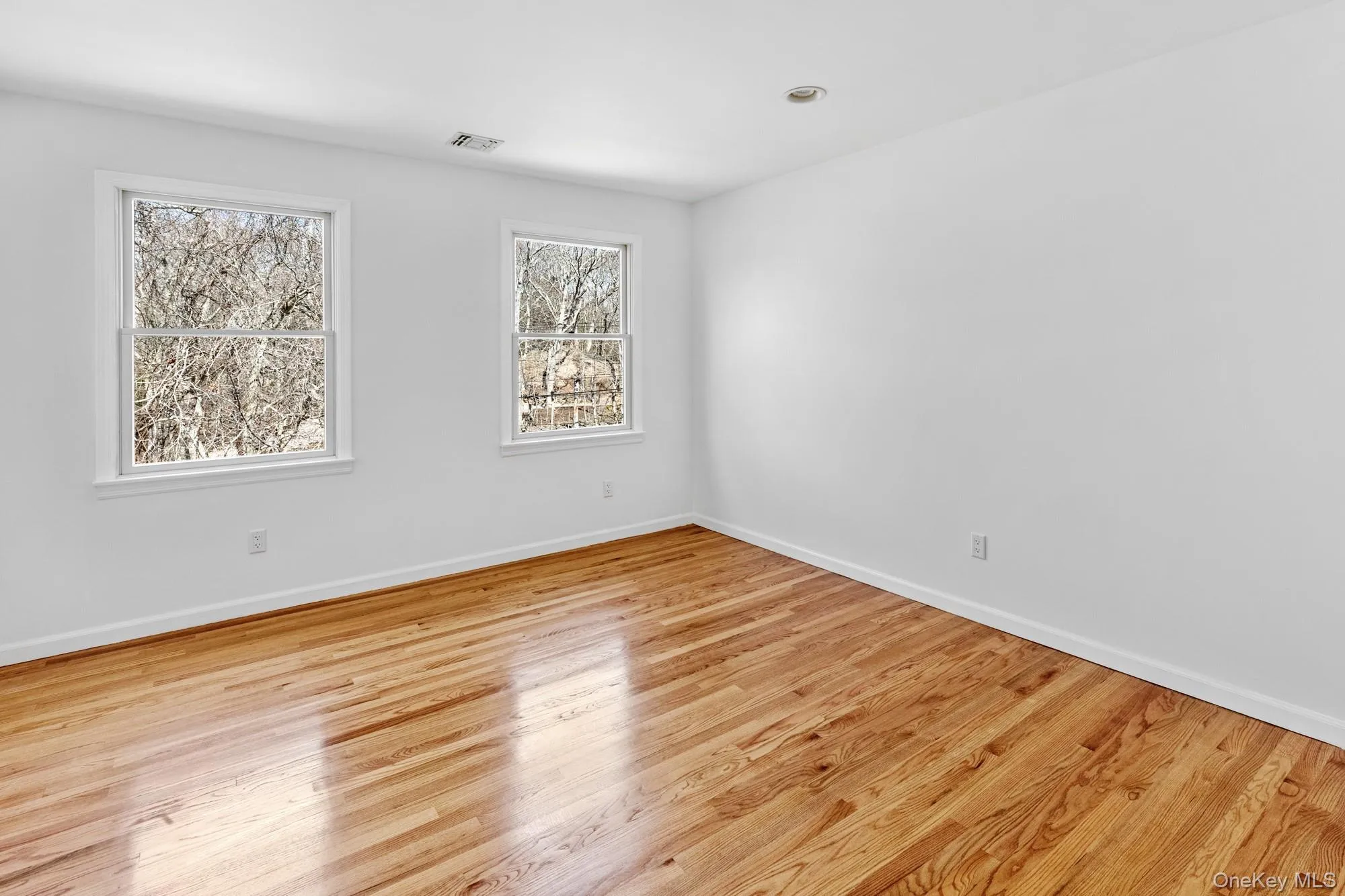 1871 Edwards Avenue, Riverhead, NY, 4 Bedrooms Bedrooms, 10 Rooms Rooms,2 BathroomsBathrooms,Residential Lease,For Rent,Edwards,0,1002966 1871 Edwards Avenue, Riverhead, NY, 4 Bedrooms Bedrooms, 10 Rooms Rooms,2 BathroomsBathrooms,Residential Lease,For Rent,Edwards,0,1002966