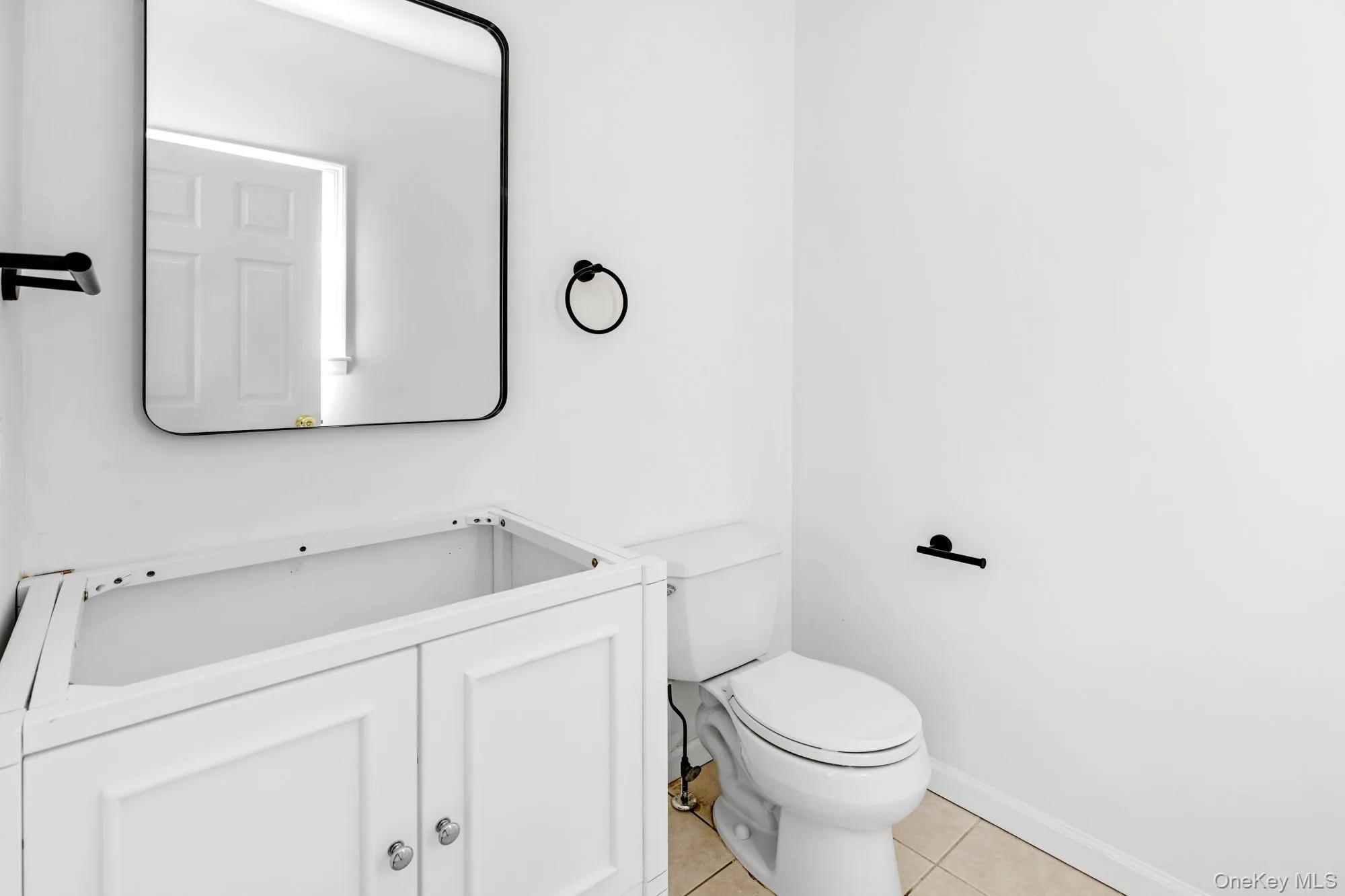 1871 Edwards Avenue, Riverhead, NY, 4 Bedrooms Bedrooms, 10 Rooms Rooms,2 BathroomsBathrooms,Residential Lease,For Rent,Edwards,0,1002966 1871 Edwards Avenue, Riverhead, NY, 4 Bedrooms Bedrooms, 10 Rooms Rooms,2 BathroomsBathrooms,Residential Lease,For Rent,Edwards,0,1002966