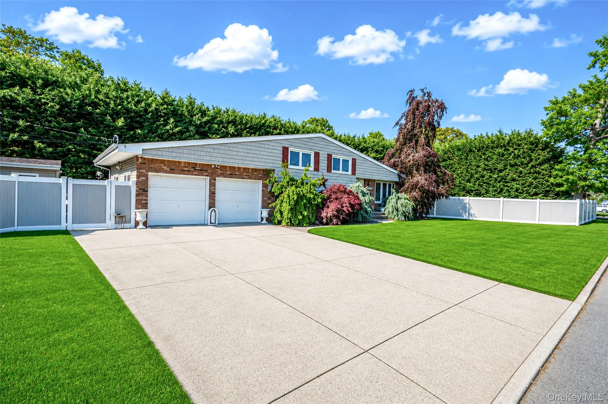 73 Danbury Street, Islip, NY, 4 Bedrooms Bedrooms, 7 Rooms Rooms,2 BathroomsBathrooms,Residential,For Rent,Danbury,0,1002967 73 Danbury Street, Islip, NY, 4 Bedrooms Bedrooms, 7 Rooms Rooms,2 BathroomsBathrooms,Residential,For Rent,Danbury,0,1002967