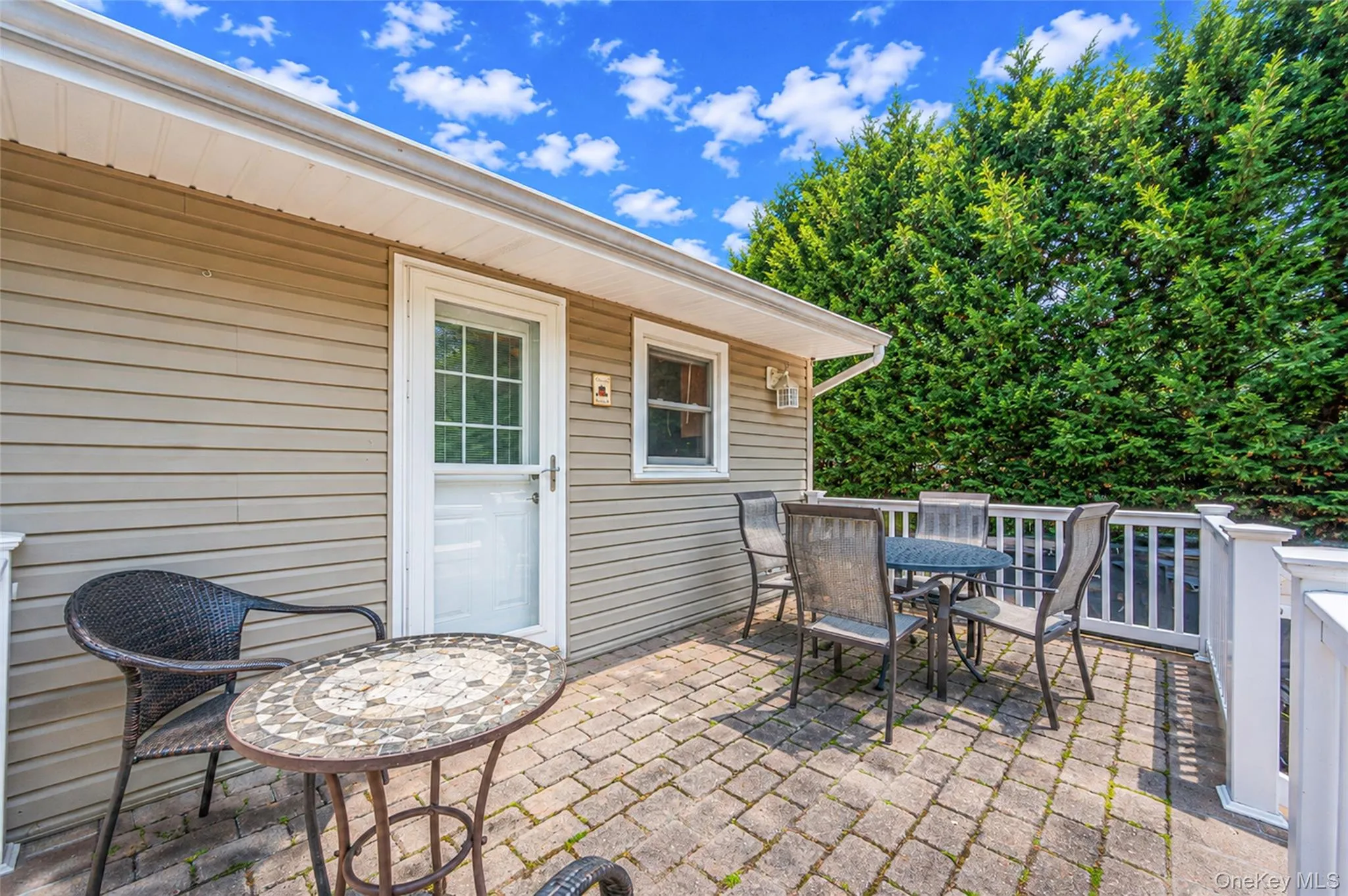 73 Danbury Street, Islip, NY, 4 Bedrooms Bedrooms, 7 Rooms Rooms,2 BathroomsBathrooms,Residential,For Rent,Danbury,0,1002967 73 Danbury Street, Islip, NY, 4 Bedrooms Bedrooms, 7 Rooms Rooms,2 BathroomsBathrooms,Residential,For Rent,Danbury,0,1002967