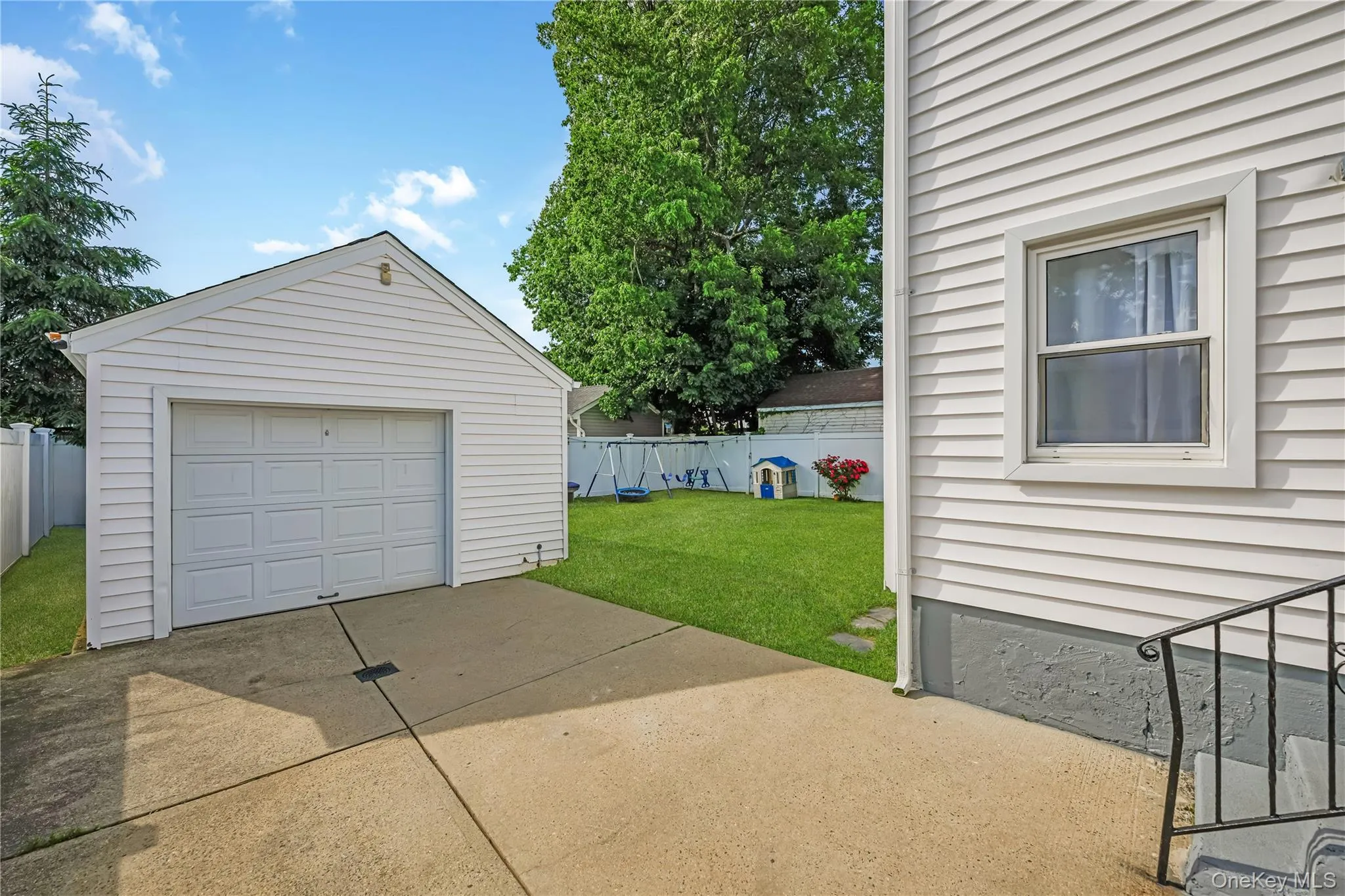 81 Todd Road, Hempstead, NY, 4 Bedrooms Bedrooms, 7 Rooms Rooms,2 BathroomsBathrooms,Residential,For Rent,Todd,0,1002971 81 Todd Road, Hempstead, NY, 4 Bedrooms Bedrooms, 7 Rooms Rooms,2 BathroomsBathrooms,Residential,For Rent,Todd,0,1002971