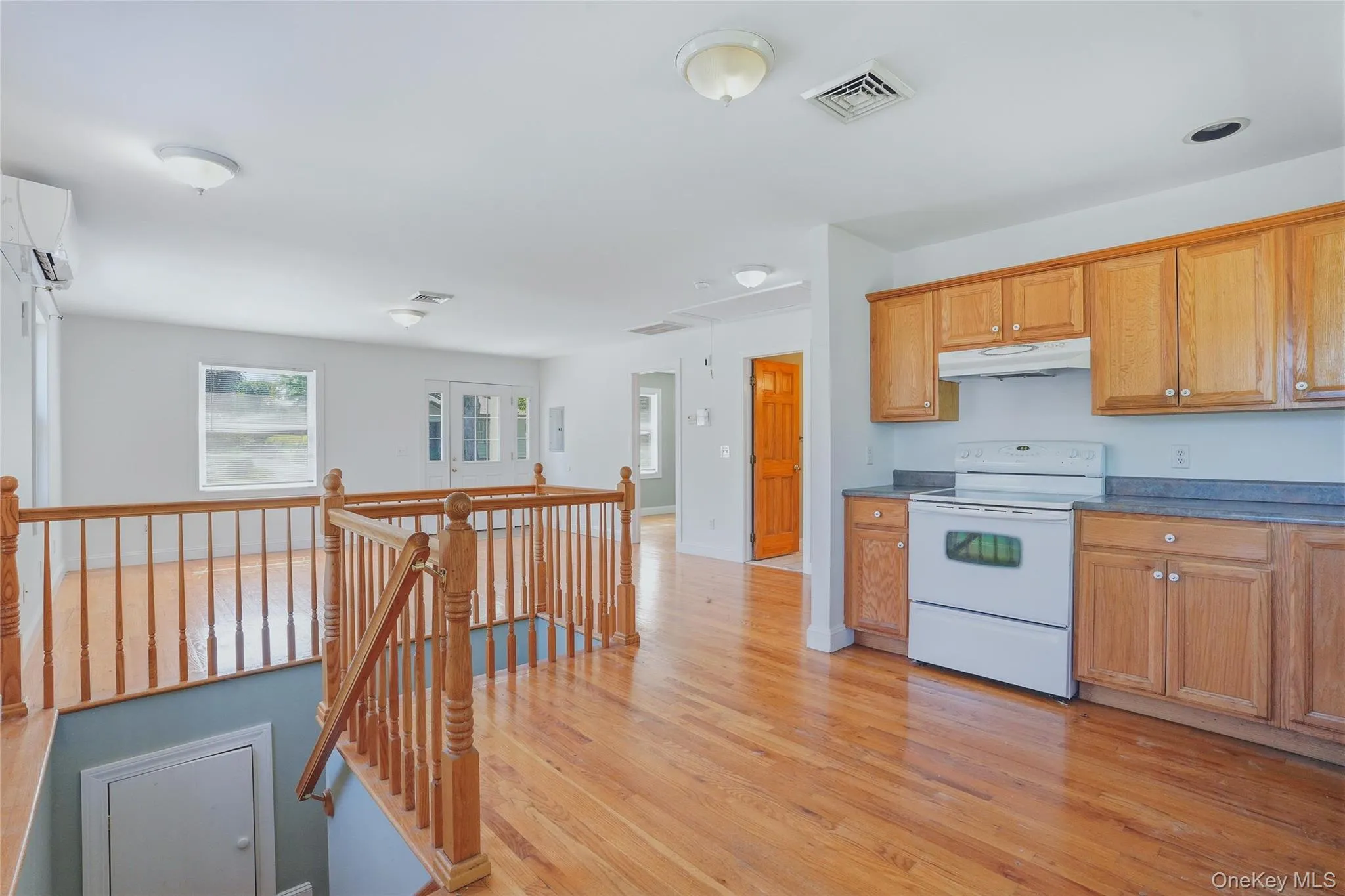 24 Parsonage Street, Rhinebeck, NY, 3 Bedrooms Bedrooms, 6 Rooms Rooms,2 BathroomsBathrooms,Residential,For Rent,Parsonage,0,1002974 24 Parsonage Street, Rhinebeck, NY, 3 Bedrooms Bedrooms, 6 Rooms Rooms,2 BathroomsBathrooms,Residential,For Rent,Parsonage,0,1002974