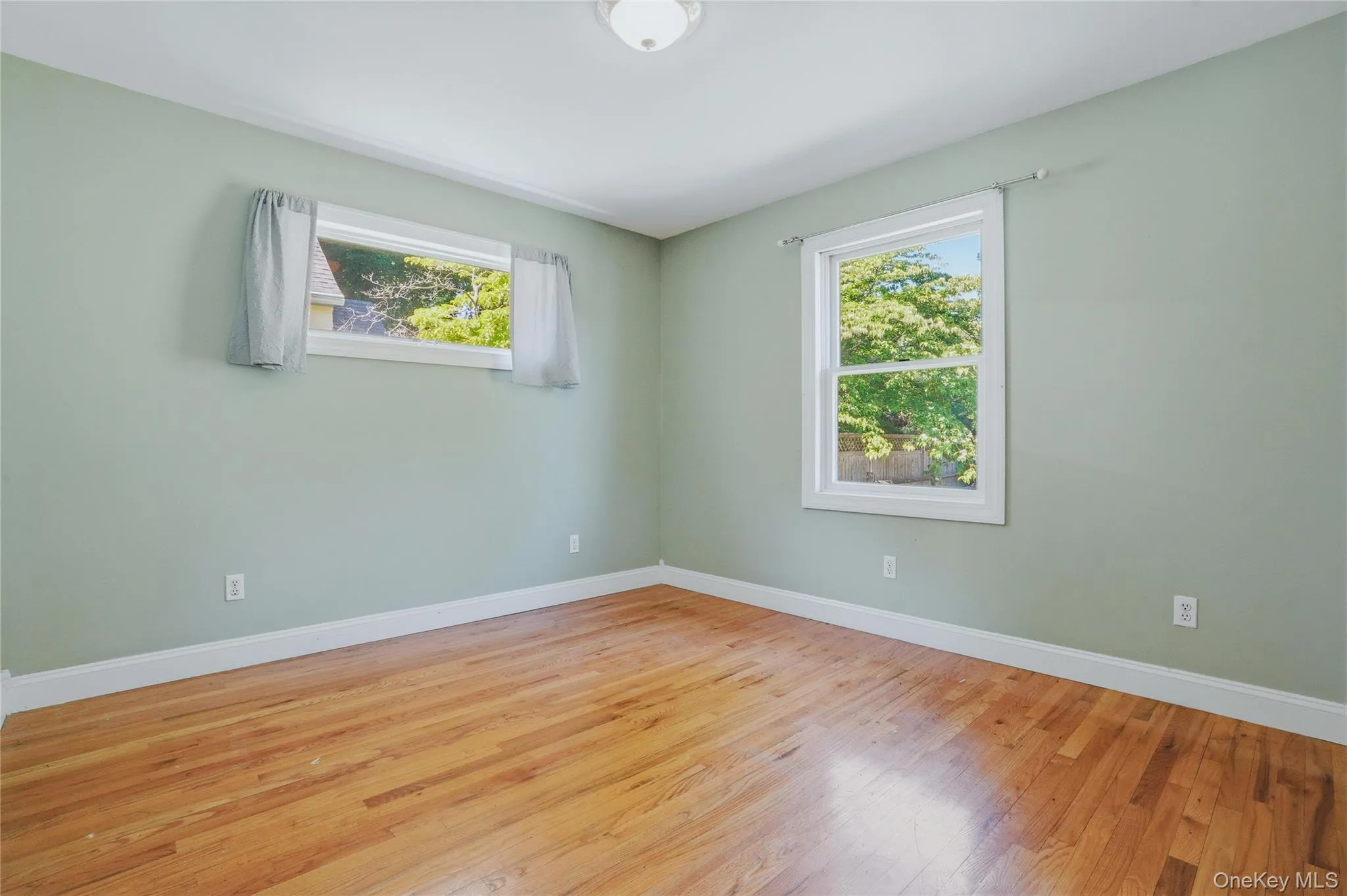 24 Parsonage Street, Rhinebeck, NY, 3 Bedrooms Bedrooms, 6 Rooms Rooms,2 BathroomsBathrooms,Residential,For Rent,Parsonage,0,1002974 24 Parsonage Street, Rhinebeck, NY, 3 Bedrooms Bedrooms, 6 Rooms Rooms,2 BathroomsBathrooms,Residential,For Rent,Parsonage,0,1002974