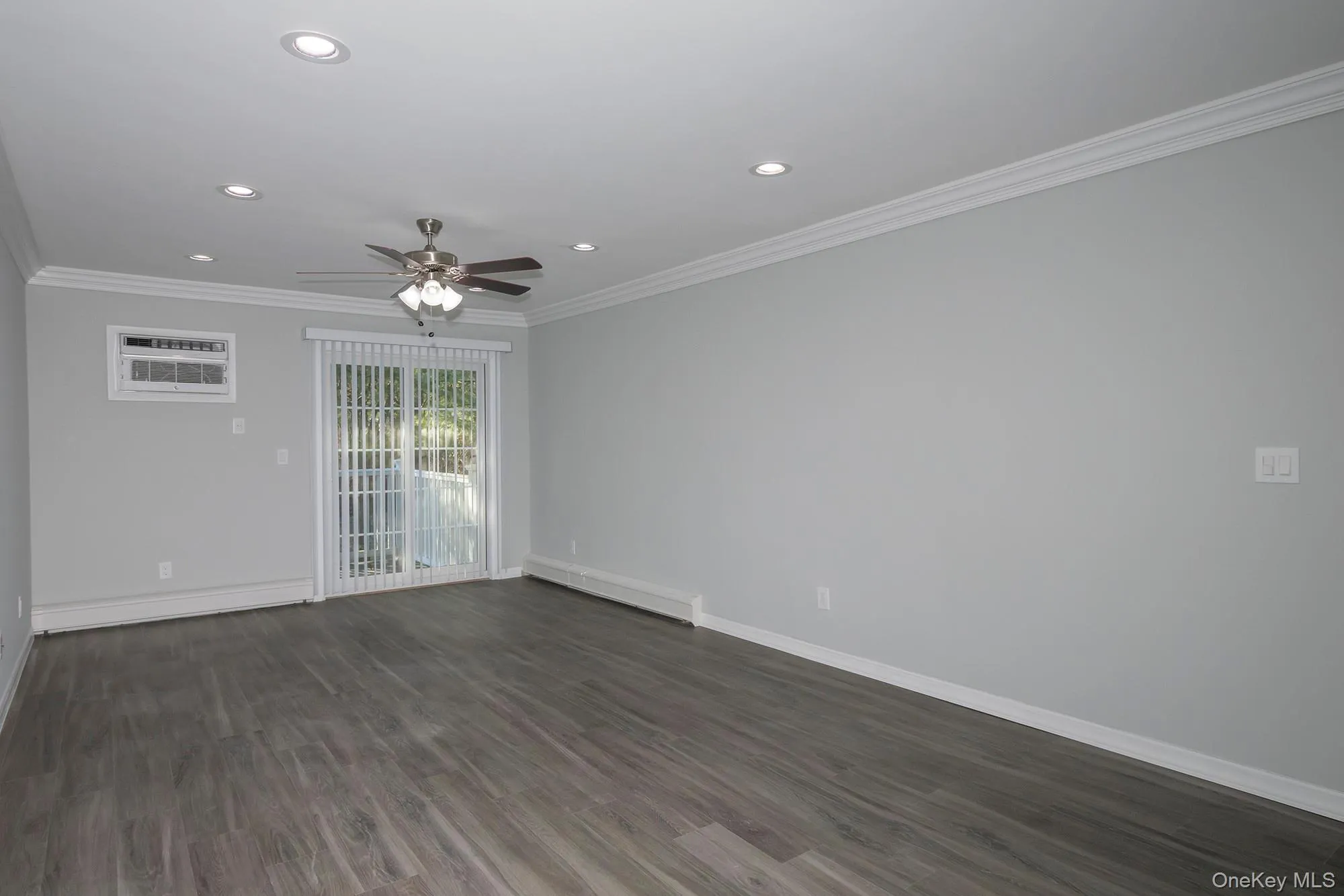 2 Victorian Court, Brookhaven, NY, 2 Bedrooms Bedrooms, 6 Rooms Rooms,2 BathroomsBathrooms,Residential Lease,For Rent,Victorian,0,1002975 2 Victorian Court, Brookhaven, NY, 2 Bedrooms Bedrooms, 6 Rooms Rooms,2 BathroomsBathrooms,Residential Lease,For Rent,Victorian,0,1002975