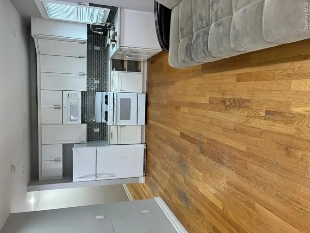 6324 Saunders Street, New York, NY, 4 Bedrooms Bedrooms, 10 Rooms Rooms,3 BathroomsBathrooms,Residential Sale,For Rent,Saunders,0,1002979 6324 Saunders Street, New York, NY, 4 Bedrooms Bedrooms, 10 Rooms Rooms,3 BathroomsBathrooms,Residential Sale,For Rent,Saunders,0,1002979