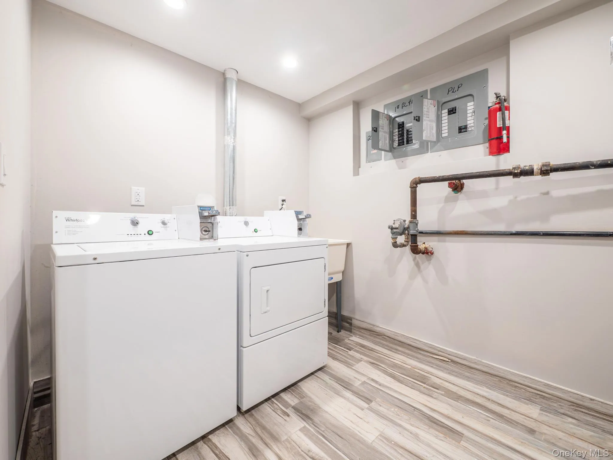 6324 Saunders Street, New York, NY, 4 Bedrooms Bedrooms, 10 Rooms Rooms,3 BathroomsBathrooms,Residential,For Rent,Saunders,0,1002979 6324 Saunders Street, New York, NY, 4 Bedrooms Bedrooms, 10 Rooms Rooms,3 BathroomsBathrooms,Residential,For Rent,Saunders,0,1002979