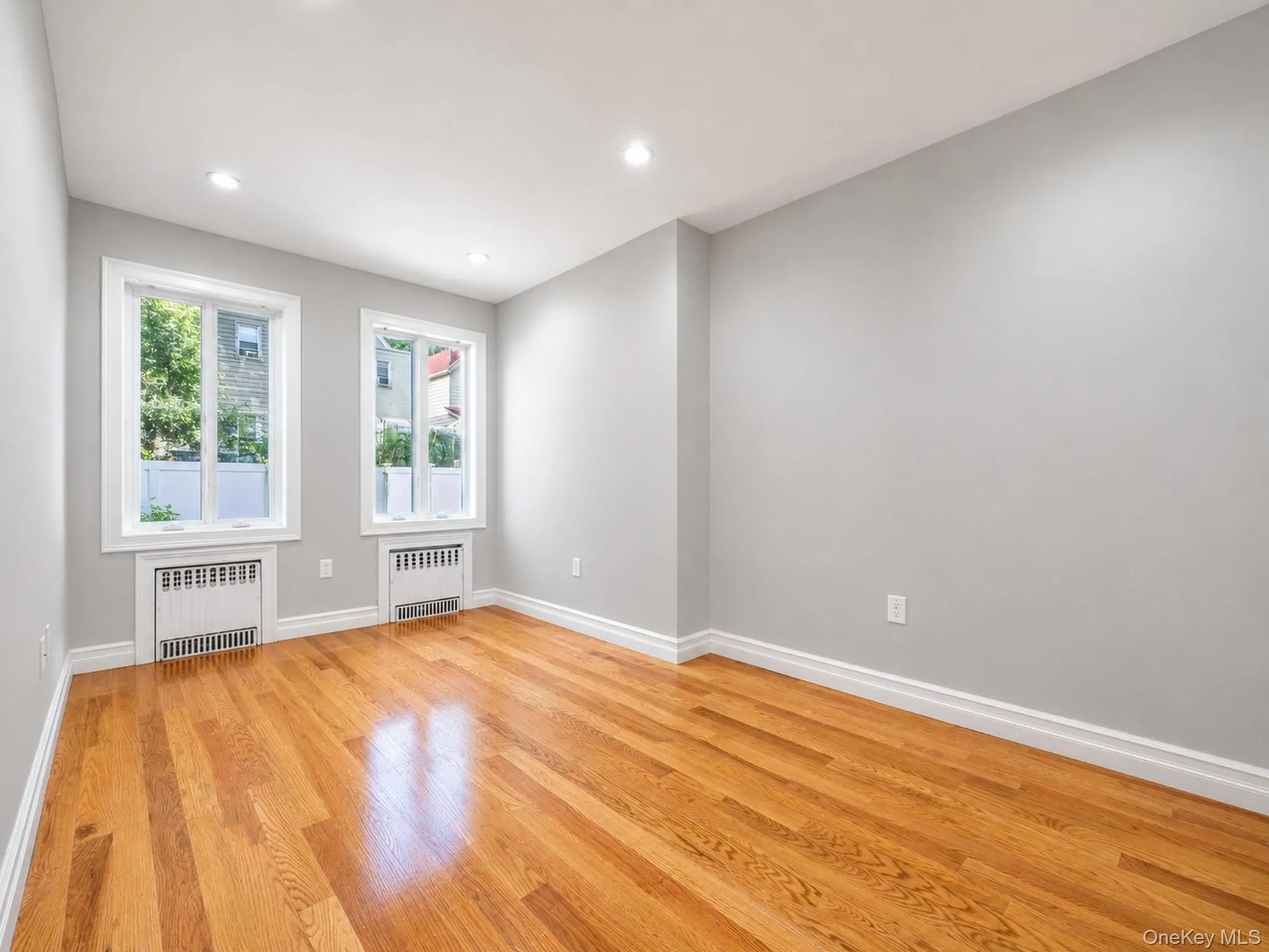 6324 Saunders Street, New York, NY, 4 Bedrooms Bedrooms, 10 Rooms Rooms,3 BathroomsBathrooms,Residential,For Rent,Saunders,0,1002979 6324 Saunders Street, New York, NY, 4 Bedrooms Bedrooms, 10 Rooms Rooms,3 BathroomsBathrooms,Residential,For Rent,Saunders,0,1002979