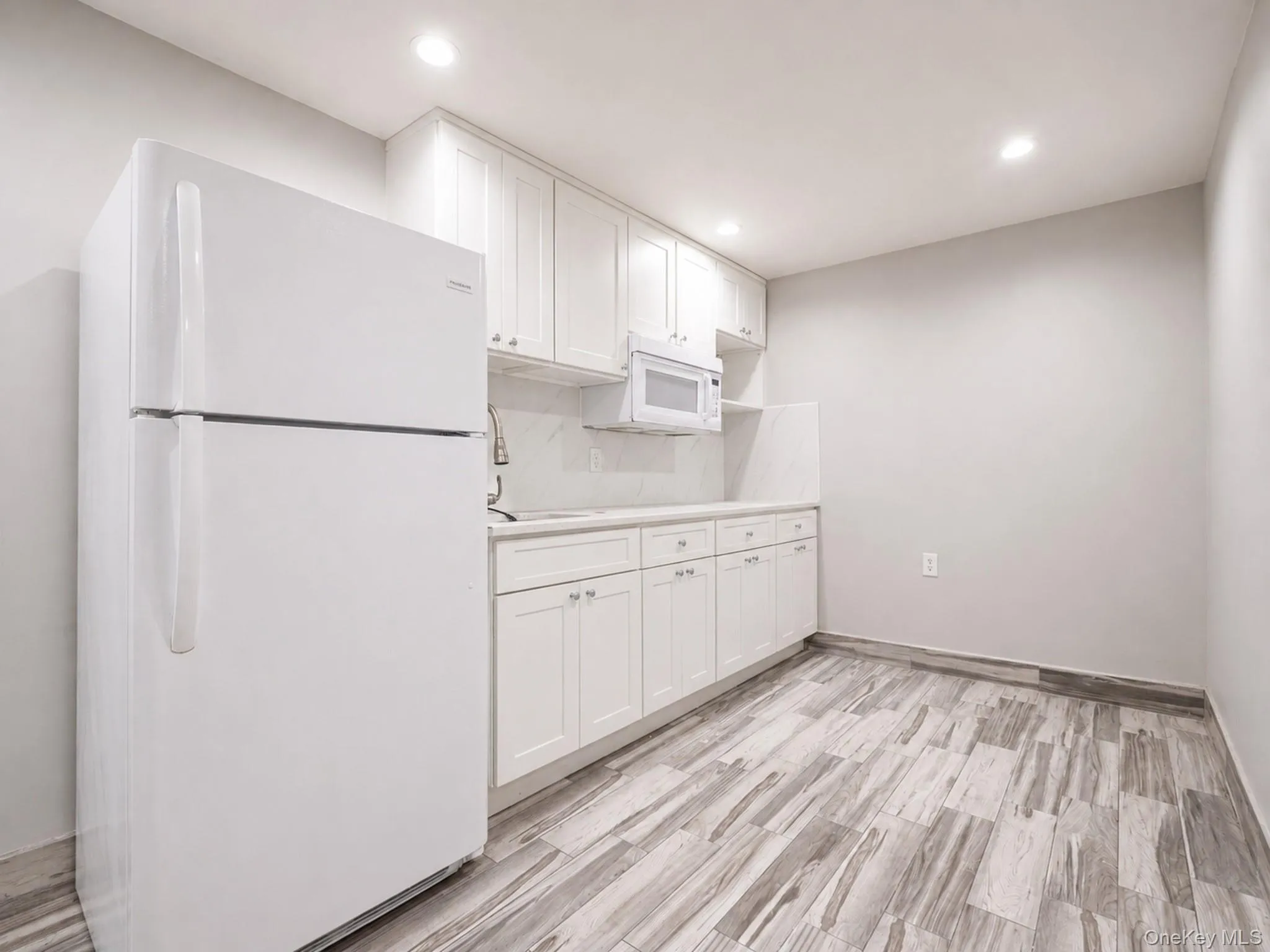 6324 Saunders Street, New York, NY, 4 Bedrooms Bedrooms, 10 Rooms Rooms,3 BathroomsBathrooms,Residential,For Rent,Saunders,0,1002979 6324 Saunders Street, New York, NY, 4 Bedrooms Bedrooms, 10 Rooms Rooms,3 BathroomsBathrooms,Residential,For Rent,Saunders,0,1002979