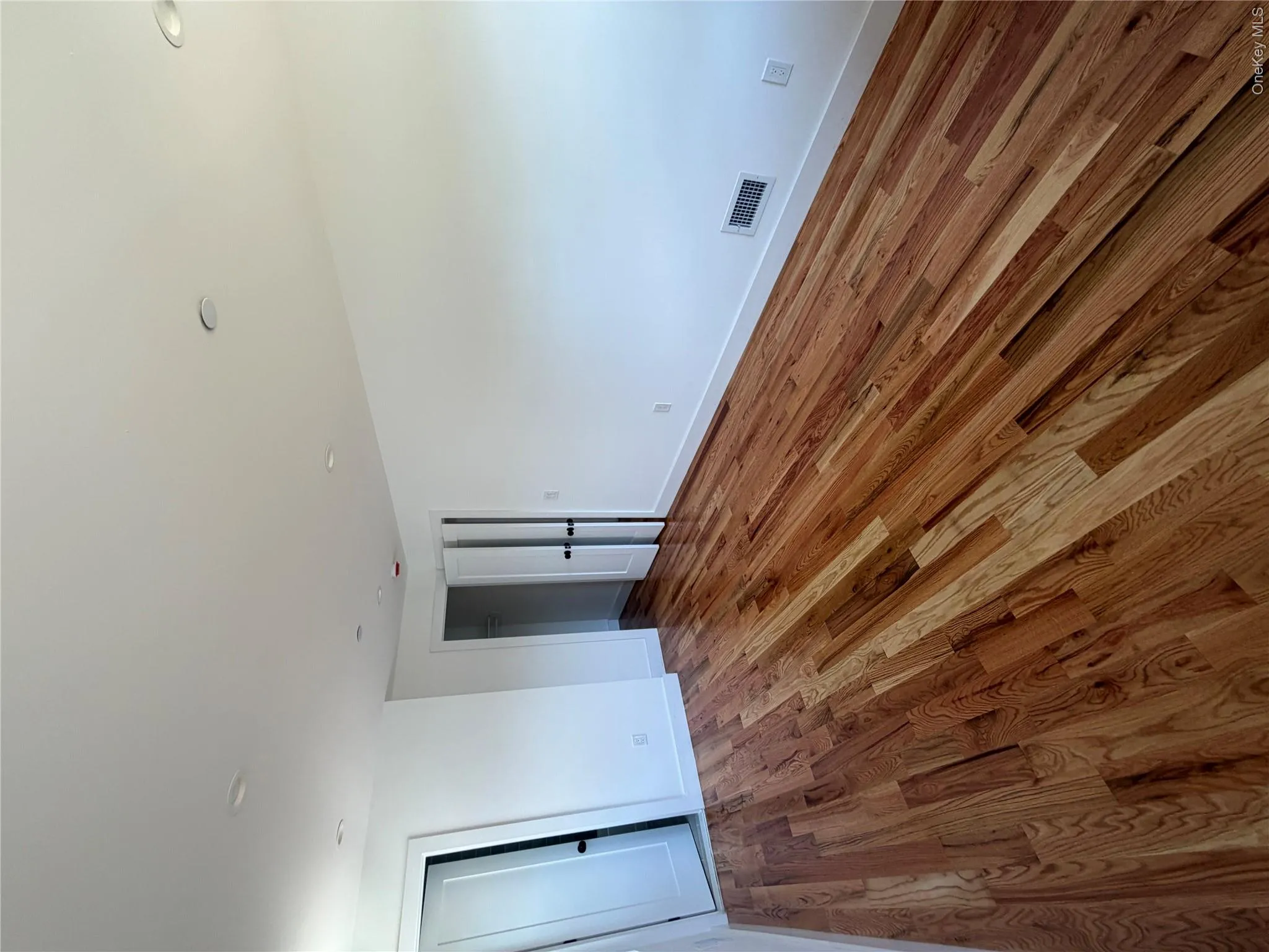 342 E234th Street, New York, NY, 3 Bedrooms Bedrooms, 7 Rooms Rooms,2 BathroomsBathrooms,Residential Lease,For Rent,E234th,0,1002981 342 E234th Street, New York, NY, 3 Bedrooms Bedrooms, 7 Rooms Rooms,2 BathroomsBathrooms,Residential Lease,For Rent,E234th,0,1002981