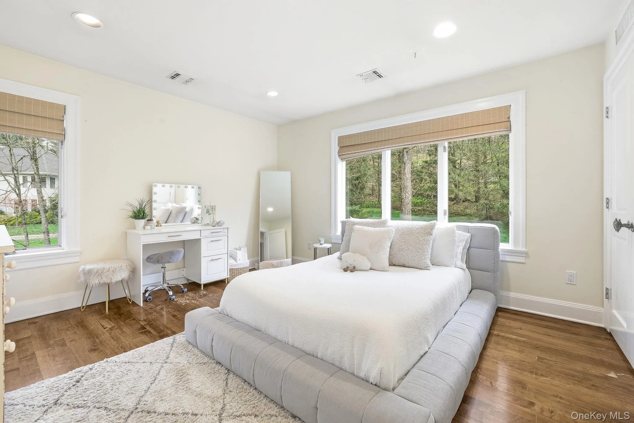 22 Random Farms Circle, New Castle, NY, 6 Bedrooms Bedrooms, 11 Rooms Rooms,5 BathroomsBathrooms,Residential,For Rent,Random Farms,0,1002982 22 Random Farms Circle, New Castle, NY, 6 Bedrooms Bedrooms, 11 Rooms Rooms,5 BathroomsBathrooms,Residential,For Rent,Random Farms,0,1002982