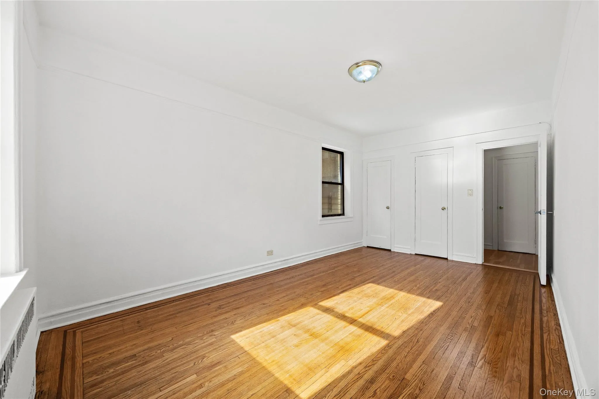 35-50 82nd Street, New York, NY, 1 Bedroom Bedrooms, 3 Rooms Rooms,1 BathroomBathrooms,Residential,For Rent,82nd,0,1002983 35-50 82nd Street, New York, NY, 1 Bedroom Bedrooms, 3 Rooms Rooms,1 BathroomBathrooms,Residential,For Rent,82nd,0,1002983