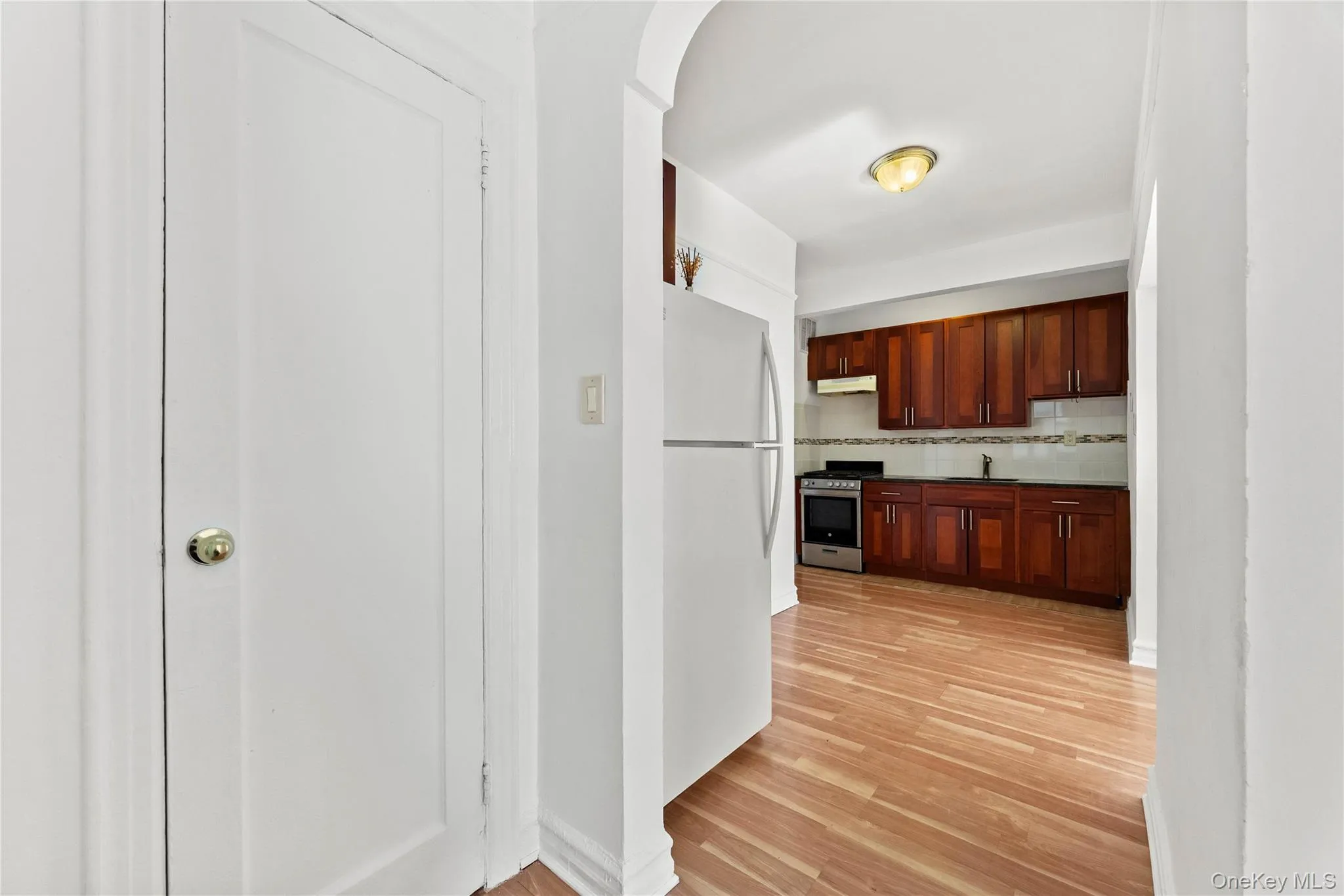 35-50 82nd Street, New York, NY, 1 Bedroom Bedrooms, 3 Rooms Rooms,1 BathroomBathrooms,Residential,For Rent,82nd,0,1002983 35-50 82nd Street, New York, NY, 1 Bedroom Bedrooms, 3 Rooms Rooms,1 BathroomBathrooms,Residential,For Rent,82nd,0,1002983
