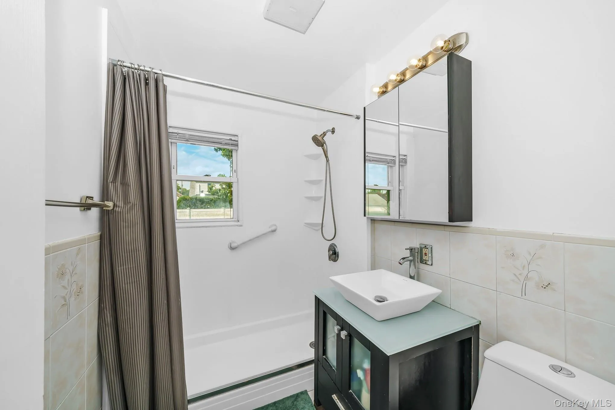 87 Fenimore Street, Hempstead, NY, 4 Bedrooms Bedrooms, 7 Rooms Rooms,2 BathroomsBathrooms,Residential,For Rent,Fenimore,0,KEY1002984 87 Fenimore Street, Hempstead, NY, 4 Bedrooms Bedrooms, 7 Rooms Rooms,2 BathroomsBathrooms,Residential,For Rent,Fenimore,0,KEY1002984