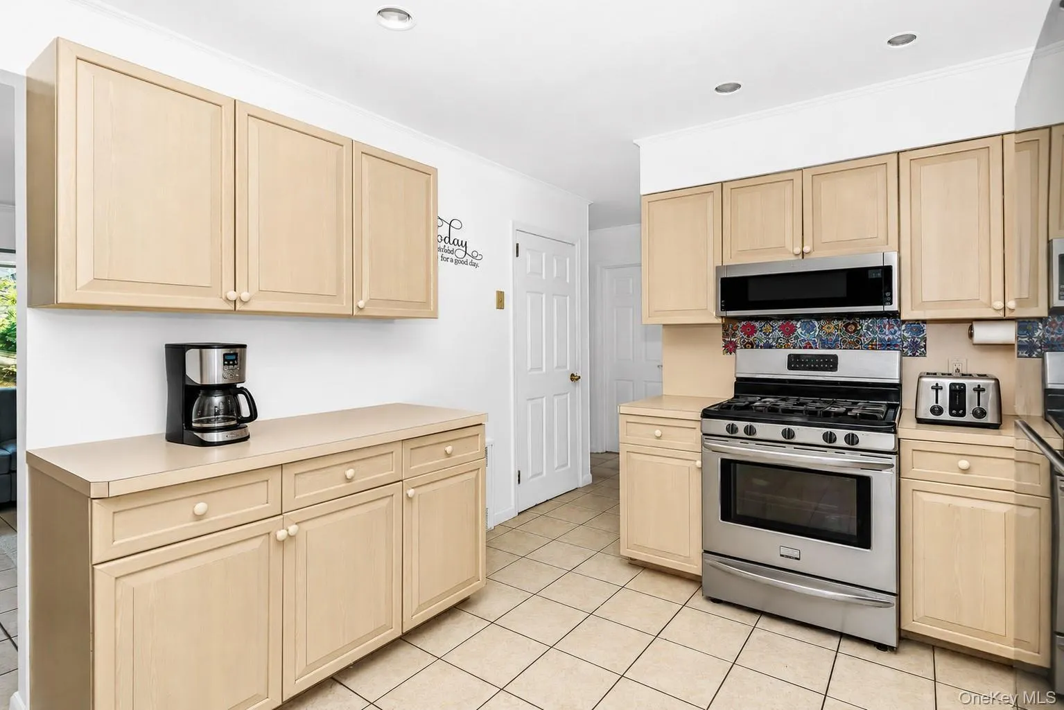 87 Fenimore Street, Hempstead, NY, 4 Bedrooms Bedrooms, 7 Rooms Rooms,2 BathroomsBathrooms,Residential,For Rent,Fenimore,0,KEY1002984 87 Fenimore Street, Hempstead, NY, 4 Bedrooms Bedrooms, 7 Rooms Rooms,2 BathroomsBathrooms,Residential,For Rent,Fenimore,0,KEY1002984