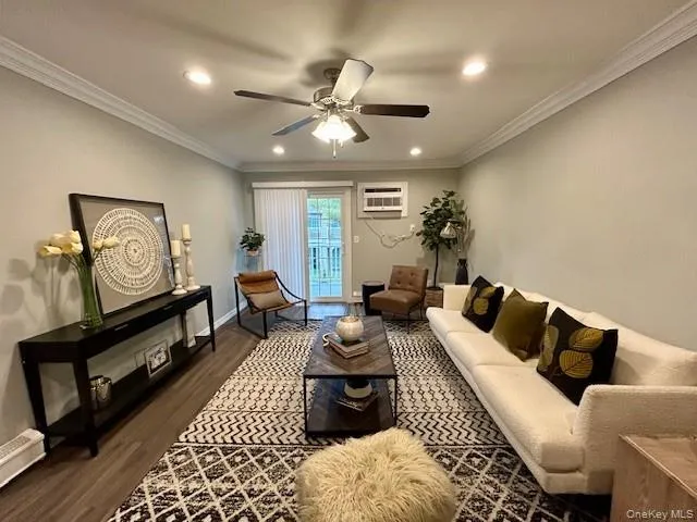 2 Victorian Court, Brookhaven, NY, 2 Bedrooms Bedrooms, 6 Rooms Rooms,2 BathroomsBathrooms,Residential Lease,For Rent,Victorian,0,1002987 2 Victorian Court, Brookhaven, NY, 2 Bedrooms Bedrooms, 6 Rooms Rooms,2 BathroomsBathrooms,Residential Lease,For Rent,Victorian,0,1002987
