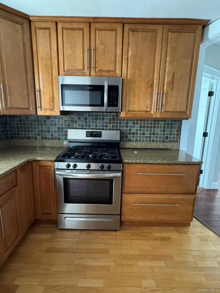 69 Illinois Street, Long Beach, NY, 3 Bedrooms Bedrooms, 6 Rooms Rooms,1 BathroomBathrooms,Residential Lease,For Rent,Illinois,0,1002989 69 Illinois Street, Long Beach, NY, 3 Bedrooms Bedrooms, 6 Rooms Rooms,1 BathroomBathrooms,Residential Lease,For Rent,Illinois,0,1002989