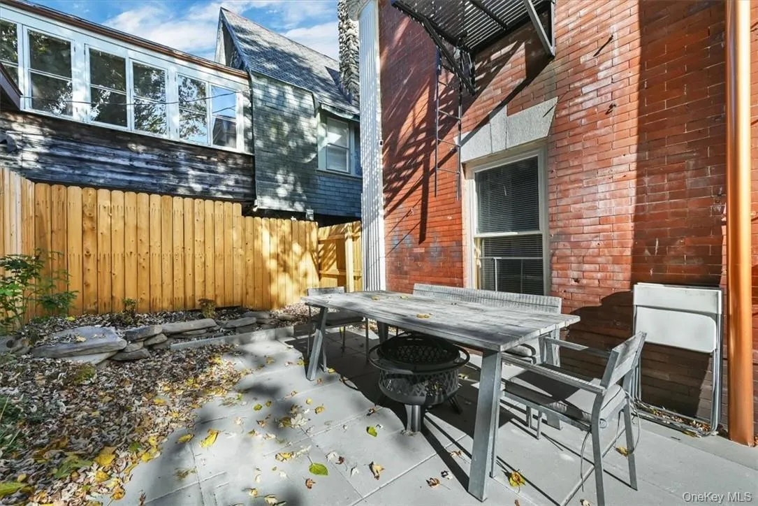 271 Liberty Street, Newburgh (city), NY, 2 Bedrooms Bedrooms, 5 Rooms Rooms,1 BathroomBathrooms,Residential Lease,For Rent,Liberty,0,1002990 271 Liberty Street, Newburgh (city), NY, 2 Bedrooms Bedrooms, 5 Rooms Rooms,1 BathroomBathrooms,Residential Lease,For Rent,Liberty,0,1002990