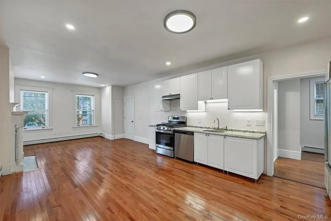271 Liberty Street, Newburgh (city), NY, 2 Bedrooms Bedrooms, 5 Rooms Rooms,1 BathroomBathrooms,Residential Lease,For Rent,Liberty,0,1002990 271 Liberty Street, Newburgh (city), NY, 2 Bedrooms Bedrooms, 5 Rooms Rooms,1 BathroomBathrooms,Residential Lease,For Rent,Liberty,0,1002990
