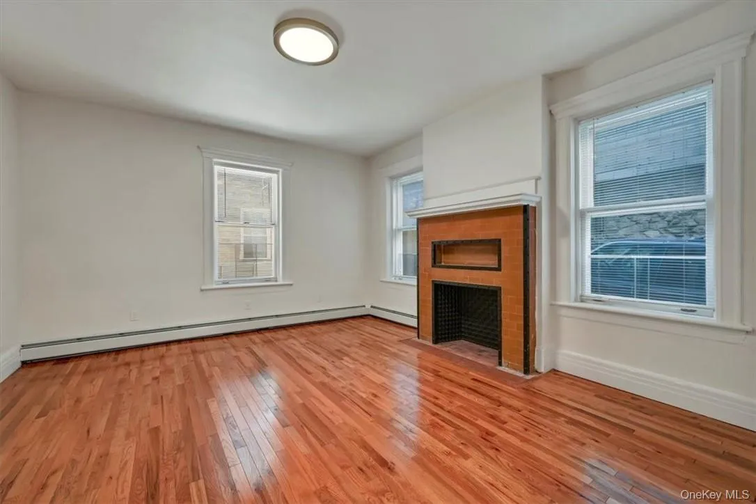 271 Liberty Street, Newburgh (city), NY, 2 Bedrooms Bedrooms, 5 Rooms Rooms,1 BathroomBathrooms,Residential Lease,For Rent,Liberty,0,1002990 271 Liberty Street, Newburgh (city), NY, 2 Bedrooms Bedrooms, 5 Rooms Rooms,1 BathroomBathrooms,Residential Lease,For Rent,Liberty,0,1002990
