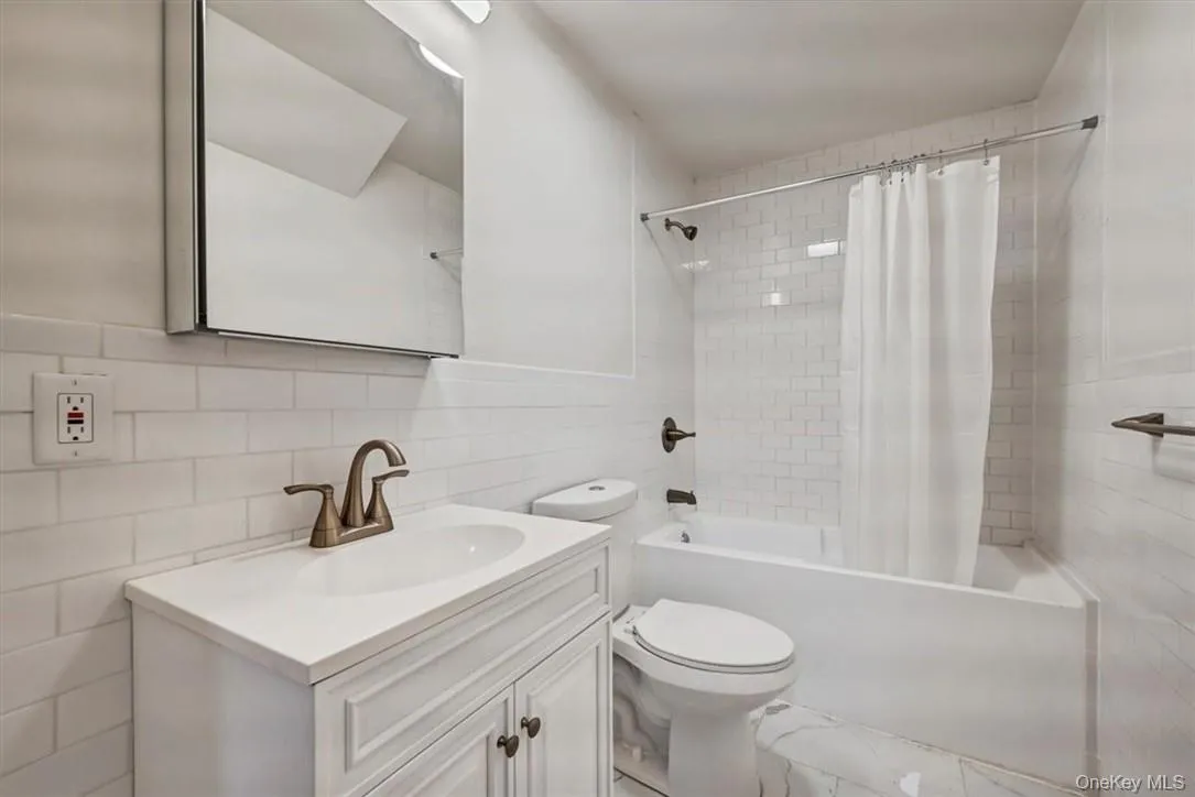 271 Liberty Street, Newburgh (city), NY, 2 Bedrooms Bedrooms, 5 Rooms Rooms,1 BathroomBathrooms,Residential Lease,For Rent,Liberty,0,1002990 271 Liberty Street, Newburgh (city), NY, 2 Bedrooms Bedrooms, 5 Rooms Rooms,1 BathroomBathrooms,Residential Lease,For Rent,Liberty,0,1002990