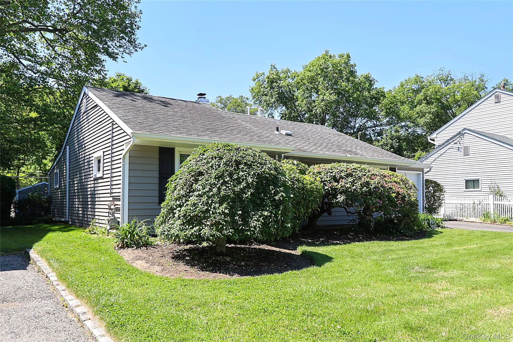 12 Ronan Road, Glen Cove, NY, 3 Bedrooms Bedrooms, 7 Rooms Rooms,1 BathroomBathrooms,Residential,For Rent,Ronan,0,1002991 12 Ronan Road, Glen Cove, NY, 3 Bedrooms Bedrooms, 7 Rooms Rooms,1 BathroomBathrooms,Residential,For Rent,Ronan,0,1002991