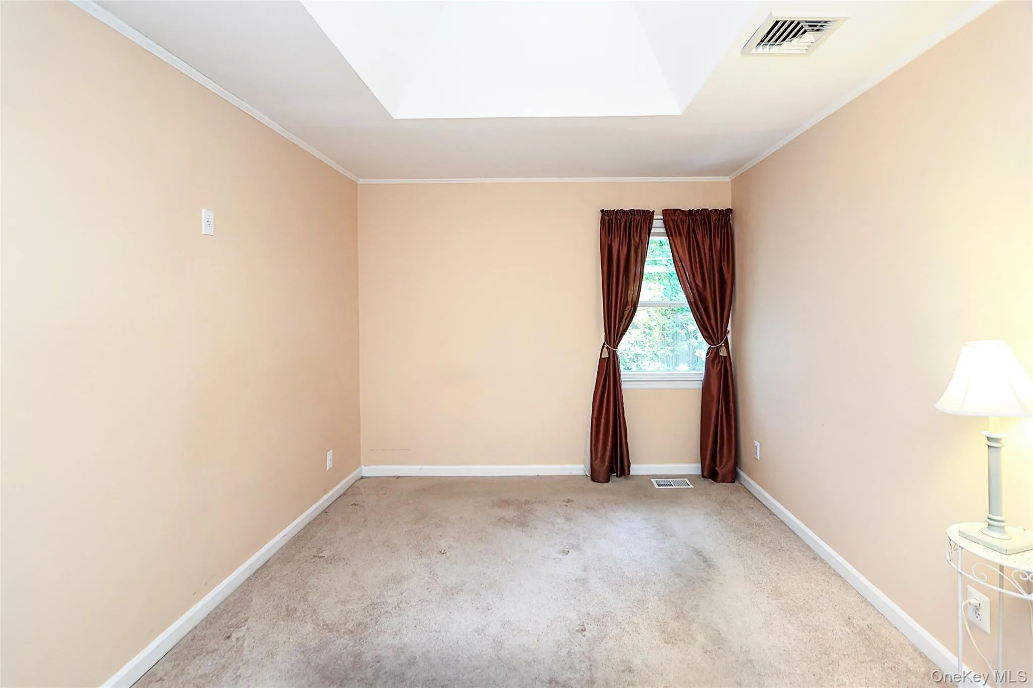 12 Ronan Road, Glen Cove, NY, 3 Bedrooms Bedrooms, 7 Rooms Rooms,1 BathroomBathrooms,Residential,For Rent,Ronan,0,1002991 12 Ronan Road, Glen Cove, NY, 3 Bedrooms Bedrooms, 7 Rooms Rooms,1 BathroomBathrooms,Residential,For Rent,Ronan,0,1002991