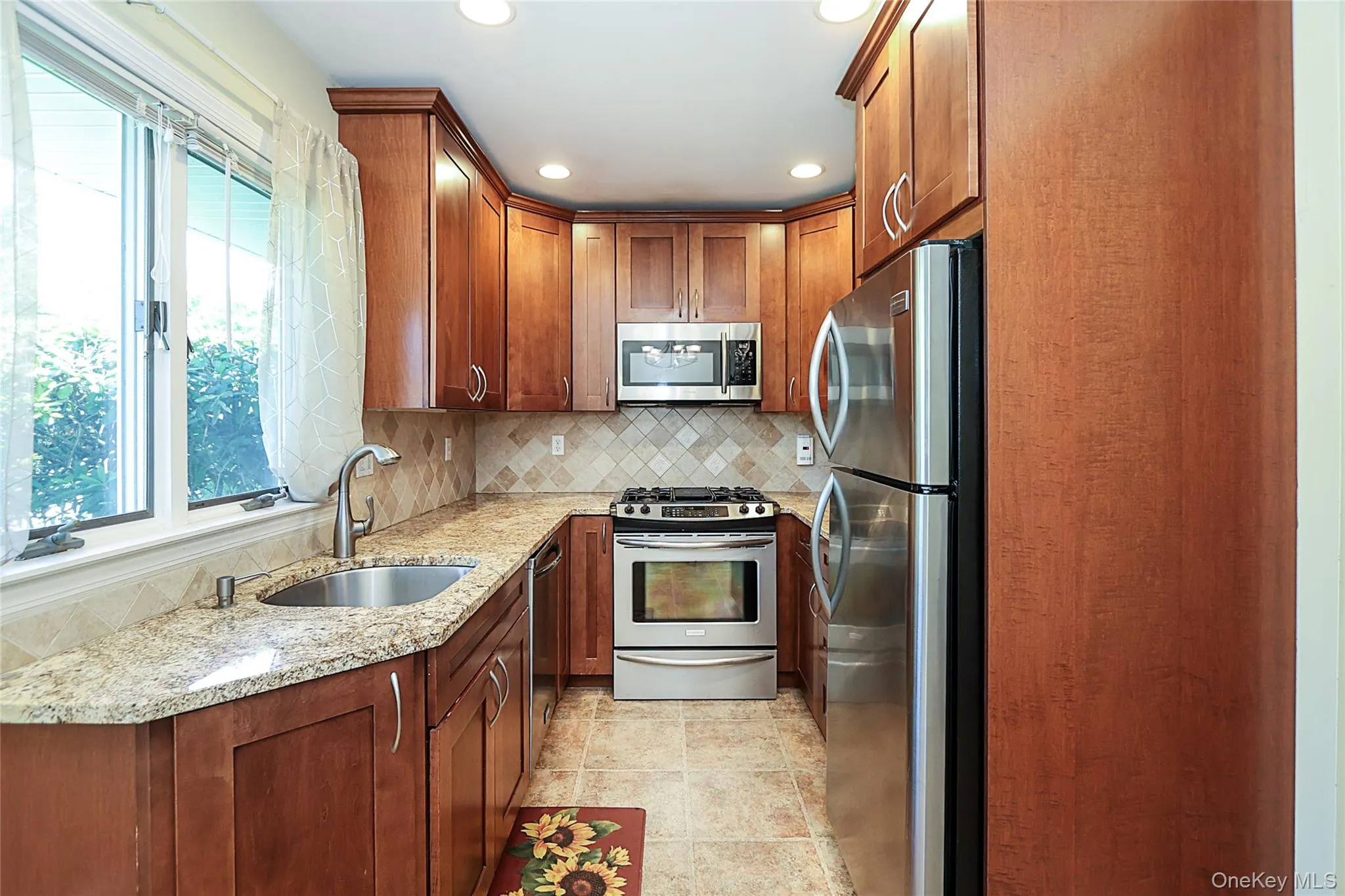 12 Ronan Road, Glen Cove, NY, 3 Bedrooms Bedrooms, 7 Rooms Rooms,1 BathroomBathrooms,Residential,For Rent,Ronan,0,1002991 12 Ronan Road, Glen Cove, NY, 3 Bedrooms Bedrooms, 7 Rooms Rooms,1 BathroomBathrooms,Residential,For Rent,Ronan,0,1002991