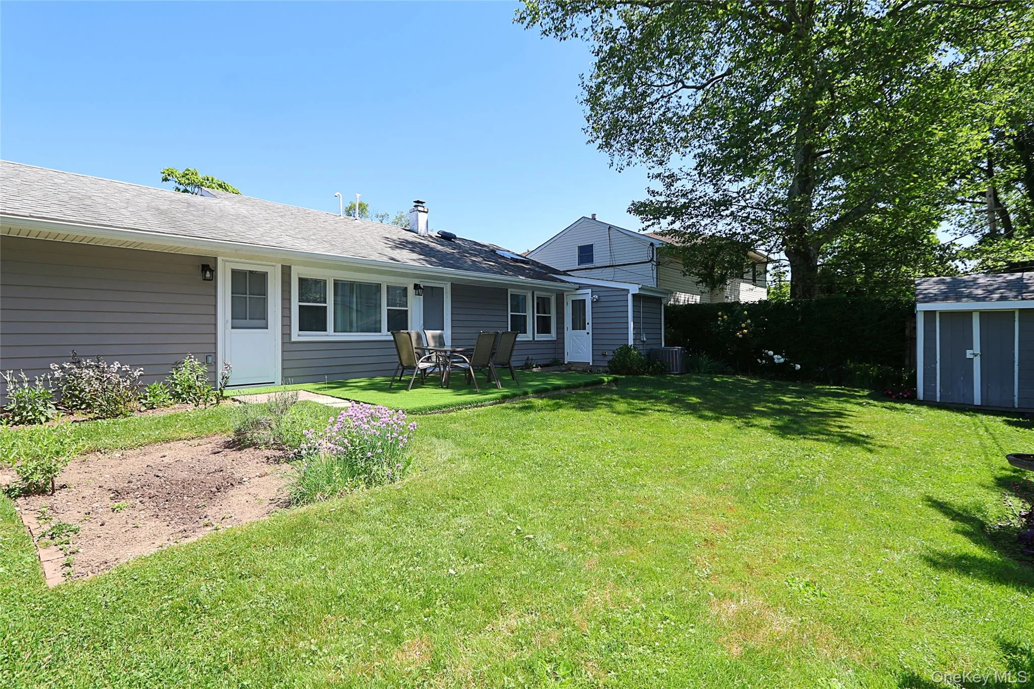 12 Ronan Road, Glen Cove, NY, 3 Bedrooms Bedrooms, 7 Rooms Rooms,1 BathroomBathrooms,Residential,For Rent,Ronan,0,1002991 12 Ronan Road, Glen Cove, NY, 3 Bedrooms Bedrooms, 7 Rooms Rooms,1 BathroomBathrooms,Residential,For Rent,Ronan,0,1002991