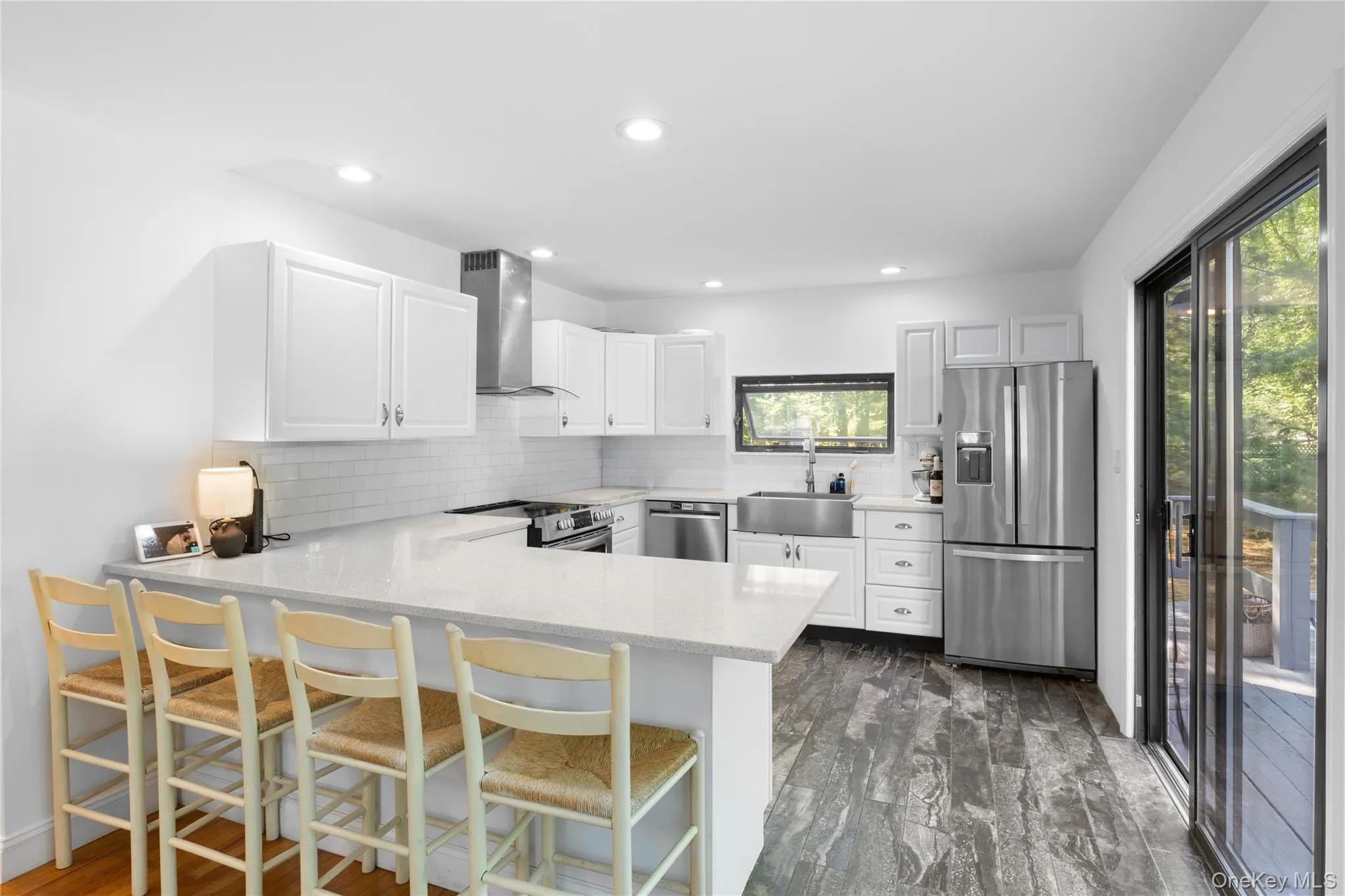 37 Blue Jay Way, East Hampton, NY, 3 Bedrooms Bedrooms, 8 Rooms Rooms,2 BathroomsBathrooms,Residential,For Rent,Blue Jay,0,1002996 37 Blue Jay Way, East Hampton, NY, 3 Bedrooms Bedrooms, 8 Rooms Rooms,2 BathroomsBathrooms,Residential,For Rent,Blue Jay,0,1002996