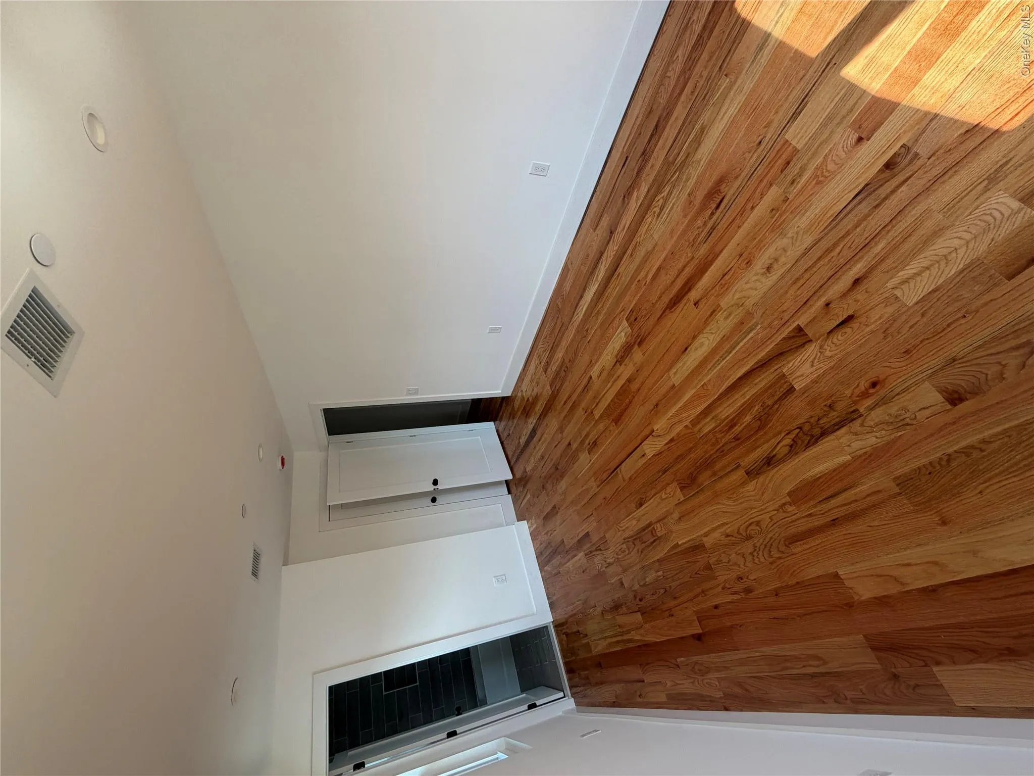 342 E234th Street, New York, NY, 3 Bedrooms Bedrooms, 7 Rooms Rooms,2 BathroomsBathrooms,Residential Lease,For Rent,E234th,0,1002997 342 E234th Street, New York, NY, 3 Bedrooms Bedrooms, 7 Rooms Rooms,2 BathroomsBathrooms,Residential Lease,For Rent,E234th,0,1002997