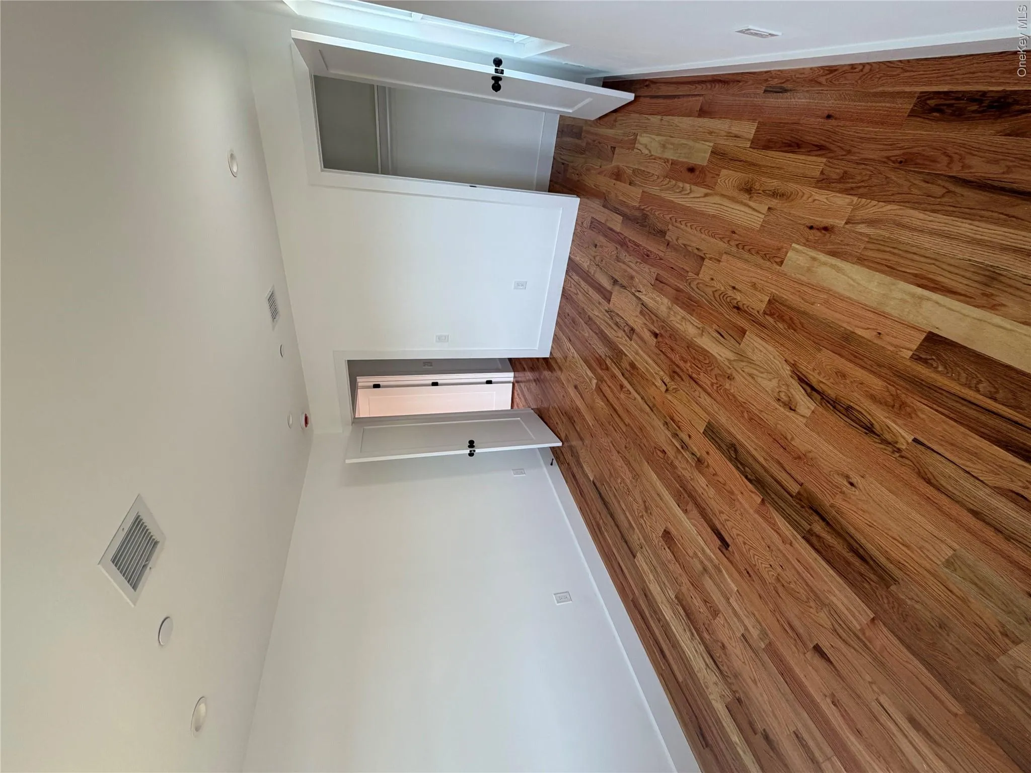 342 E234th Street, New York, NY, 3 Bedrooms Bedrooms, 7 Rooms Rooms,2 BathroomsBathrooms,Residential Lease,For Rent,E234th,0,1002997 342 E234th Street, New York, NY, 3 Bedrooms Bedrooms, 7 Rooms Rooms,2 BathroomsBathrooms,Residential Lease,For Rent,E234th,0,1002997