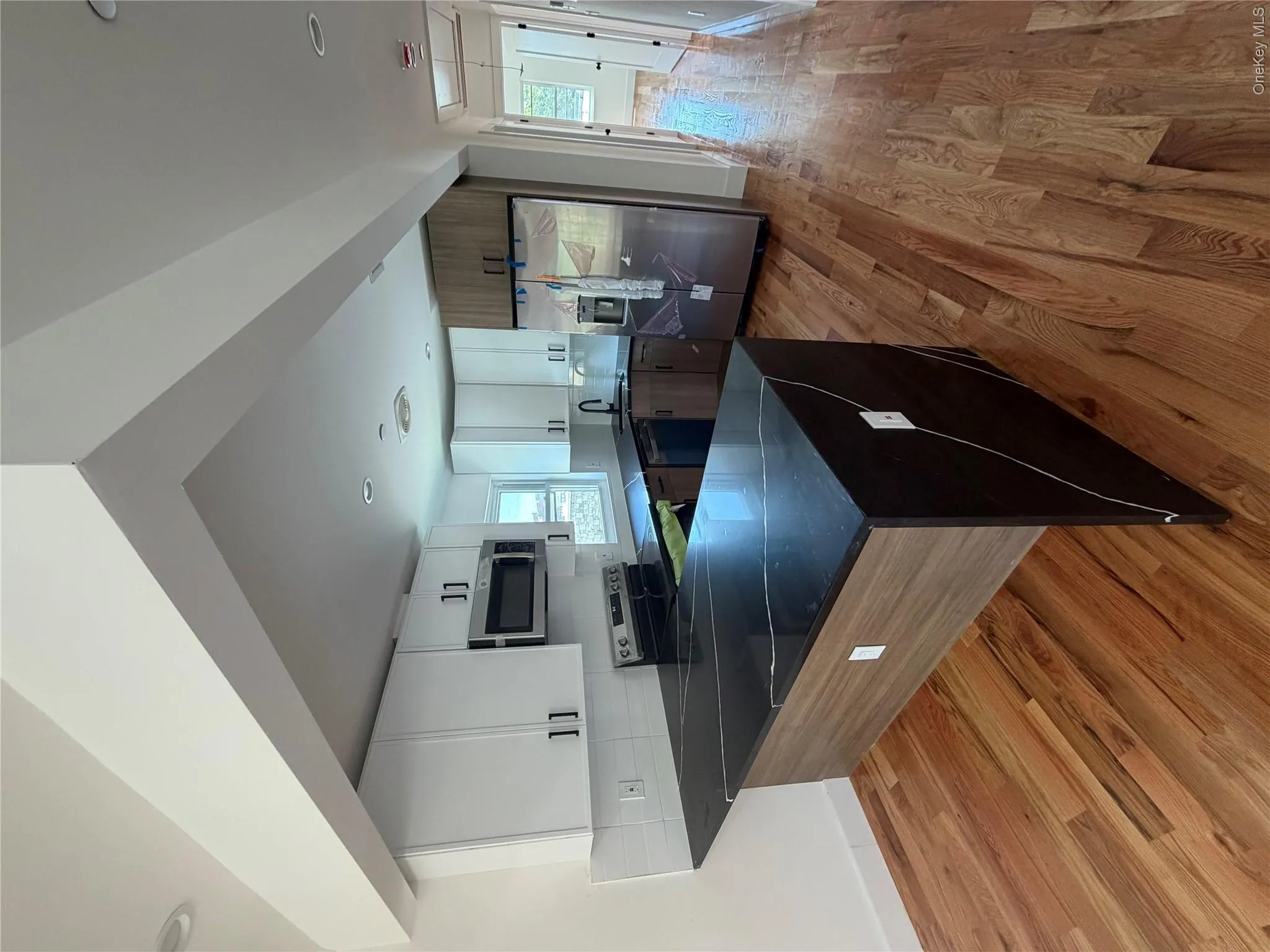 342 E234th Street, New York, NY, 3 Bedrooms Bedrooms, 7 Rooms Rooms,2 BathroomsBathrooms,Residential Lease,For Rent,E234th,0,1002997 342 E234th Street, New York, NY, 3 Bedrooms Bedrooms, 7 Rooms Rooms,2 BathroomsBathrooms,Residential Lease,For Rent,E234th,0,1002997