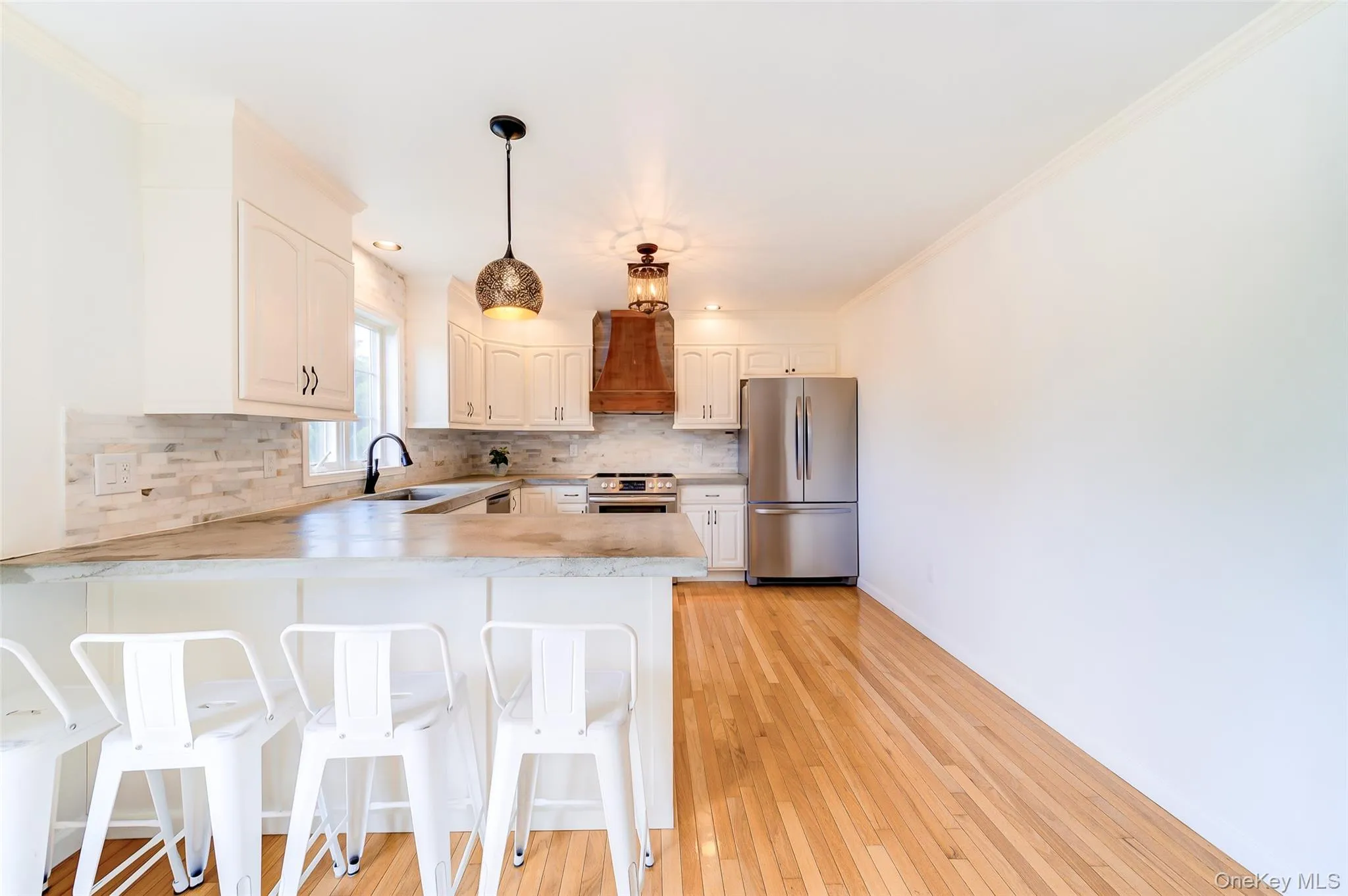 20 Lime Ridge Road, Beekman, NY, 3 Bedrooms Bedrooms, 11 Rooms Rooms,3 BathroomsBathrooms,Residential,For Rent,Lime Ridge,0,1003002 20 Lime Ridge Road, Beekman, NY, 3 Bedrooms Bedrooms, 11 Rooms Rooms,3 BathroomsBathrooms,Residential,For Rent,Lime Ridge,0,1003002
