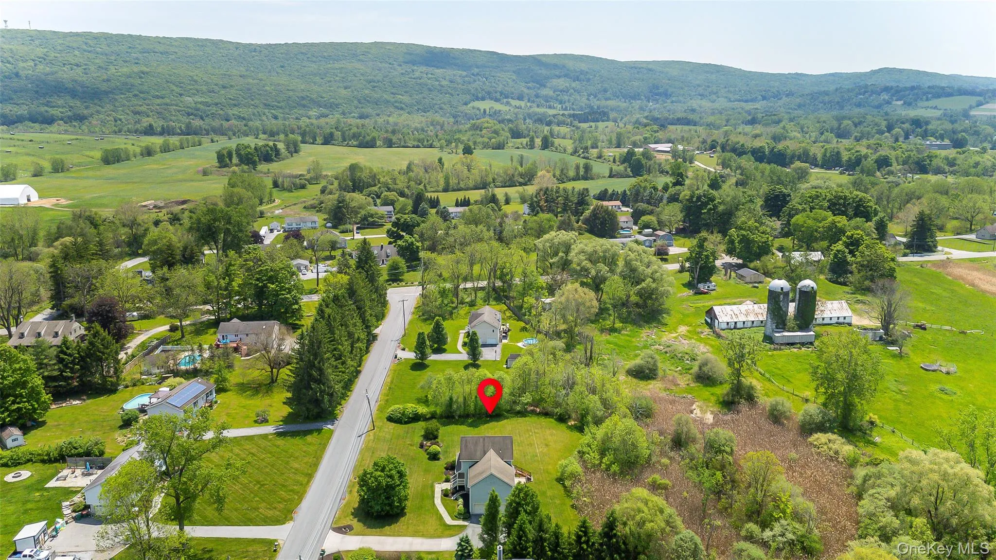 20 Lime Ridge Road, Beekman, NY, 3 Bedrooms Bedrooms, 11 Rooms Rooms,3 BathroomsBathrooms,Residential,For Rent,Lime Ridge,0,1003002 20 Lime Ridge Road, Beekman, NY, 3 Bedrooms Bedrooms, 11 Rooms Rooms,3 BathroomsBathrooms,Residential,For Rent,Lime Ridge,0,1003002
