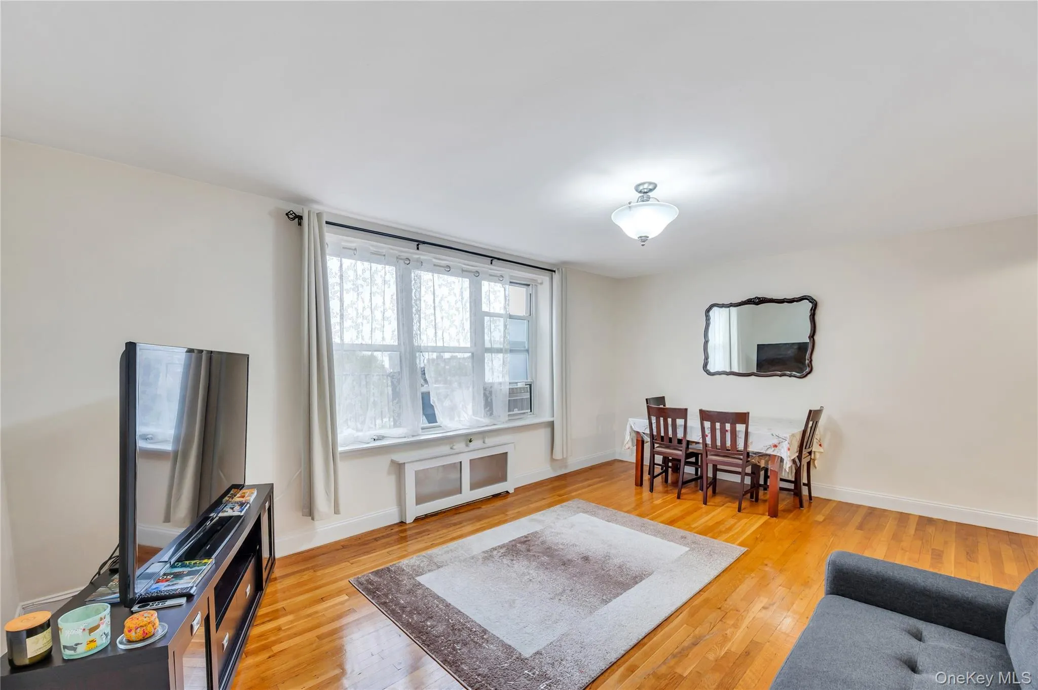 84-50 169th Street, New York, NY, 1 Bedroom Bedrooms, 4 Rooms Rooms,1 BathroomBathrooms,Residential,For Rent,169th,0,1003010 84-50 169th Street, New York, NY, 1 Bedroom Bedrooms, 4 Rooms Rooms,1 BathroomBathrooms,Residential,For Rent,169th,0,1003010