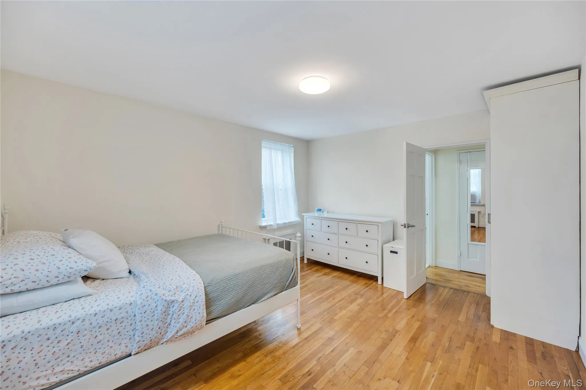 84-50 169th Street, New York, NY, 1 Bedroom Bedrooms, 4 Rooms Rooms,1 BathroomBathrooms,Residential,For Rent,169th,0,1003010 84-50 169th Street, New York, NY, 1 Bedroom Bedrooms, 4 Rooms Rooms,1 BathroomBathrooms,Residential,For Rent,169th,0,1003010