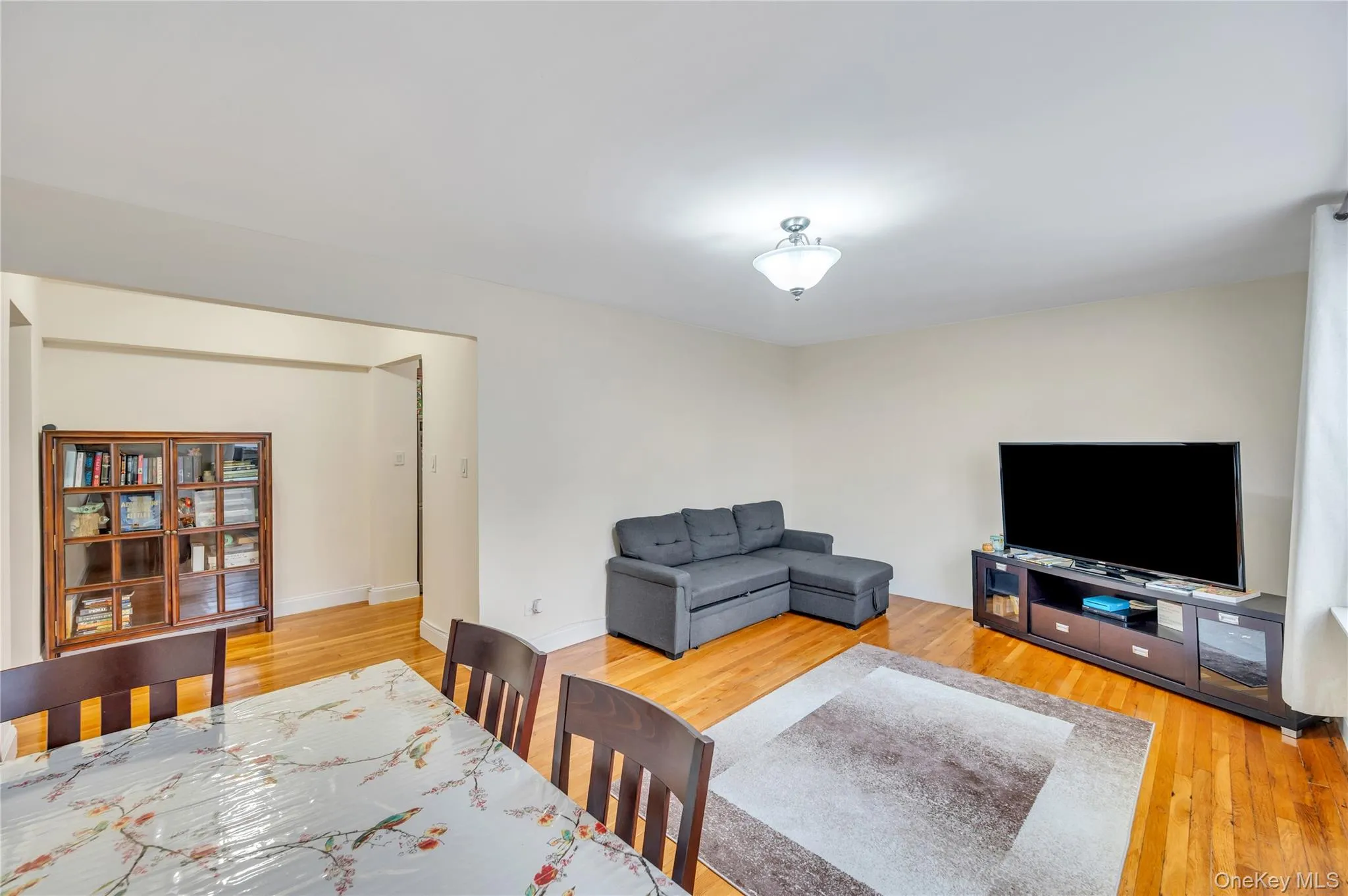 84-50 169th Street, New York, NY, 1 Bedroom Bedrooms, 4 Rooms Rooms,1 BathroomBathrooms,Residential,For Rent,169th,0,1003010 84-50 169th Street, New York, NY, 1 Bedroom Bedrooms, 4 Rooms Rooms,1 BathroomBathrooms,Residential,For Rent,169th,0,1003010