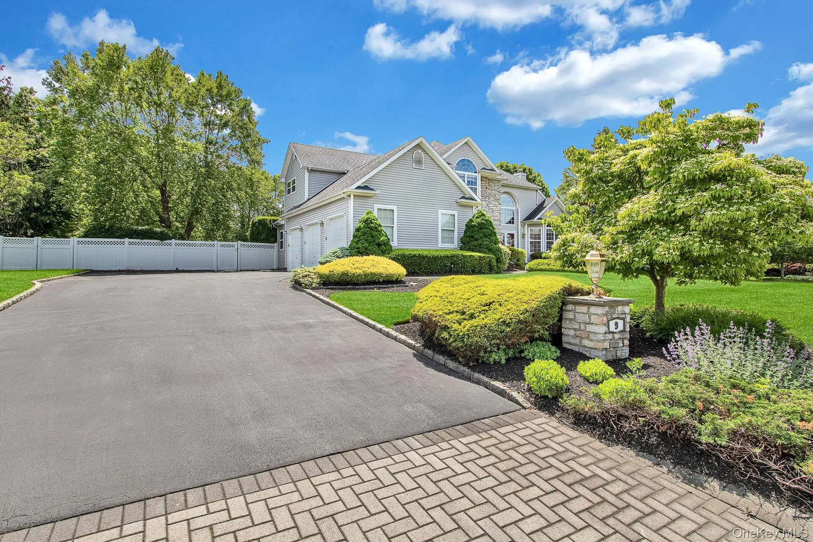 9 Redwood Lane, Brookhaven, NY, 5 Bedrooms Bedrooms, 9 Rooms Rooms,2 BathroomsBathrooms,Residential,For Rent,Redwood,0,1003014 9 Redwood Lane, Brookhaven, NY, 5 Bedrooms Bedrooms, 9 Rooms Rooms,2 BathroomsBathrooms,Residential,For Rent,Redwood,0,1003014