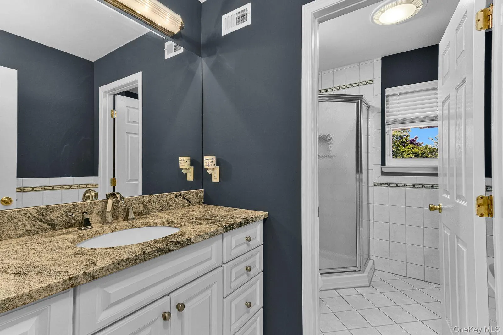 9 Redwood Lane, Brookhaven, NY, 5 Bedrooms Bedrooms, 9 Rooms Rooms,2 BathroomsBathrooms,Residential,For Rent,Redwood,0,1003014 9 Redwood Lane, Brookhaven, NY, 5 Bedrooms Bedrooms, 9 Rooms Rooms,2 BathroomsBathrooms,Residential,For Rent,Redwood,0,1003014